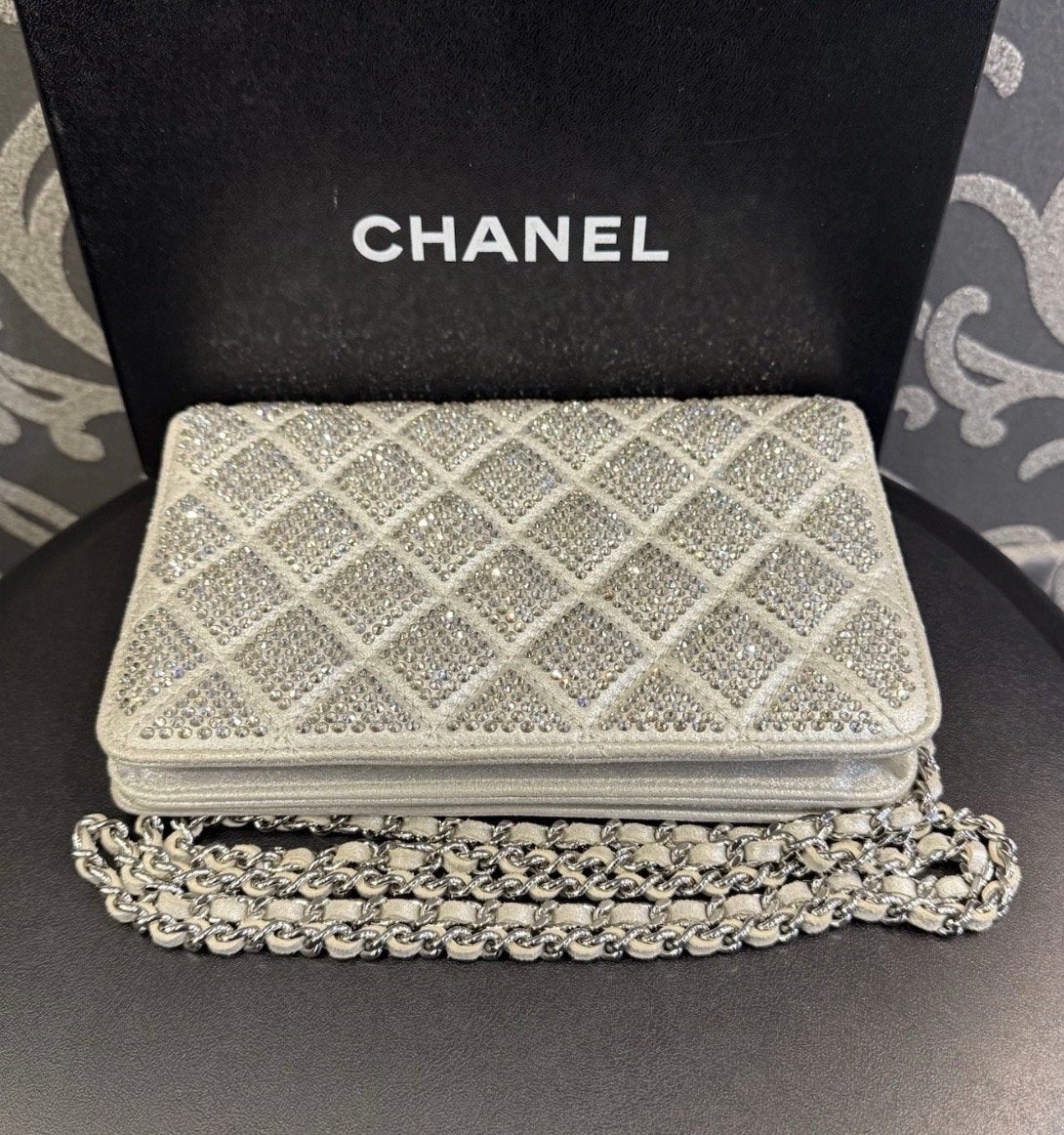 Chanel Matelasse Crystal Wallet On Chain Schoudertas, Ophalen of Verzenden, Zo goed als nieuw, Overige kleuren, Schoudertasje