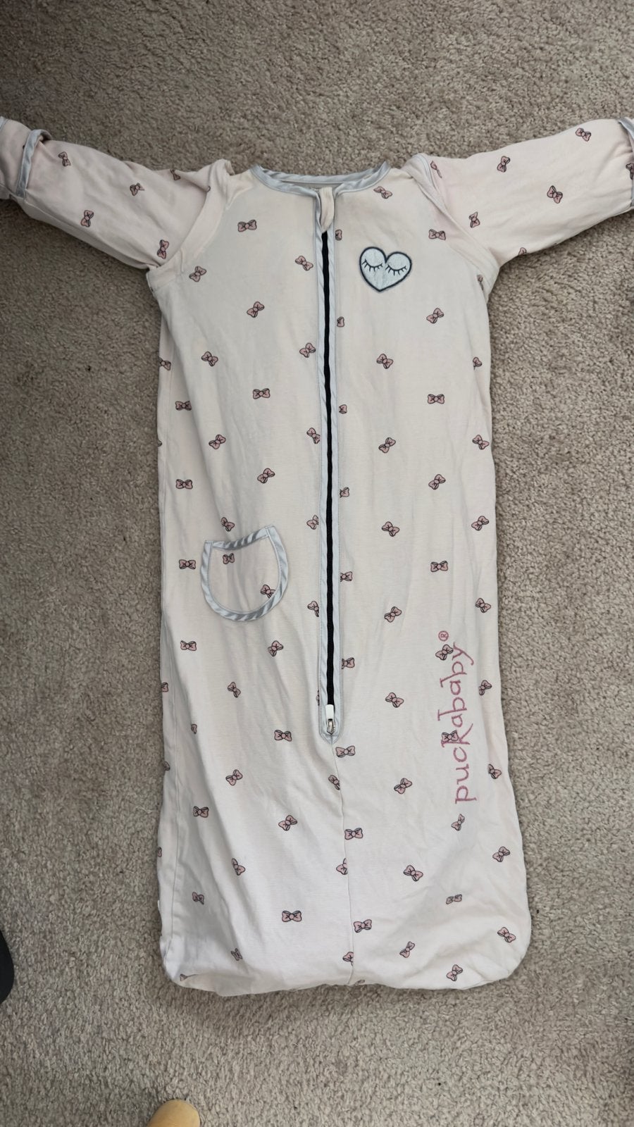 Puckababy slaapzak 4 seizoenen - Roze strikjes, Kinderen en Baby's, Ophalen, Puckababy, Zo goed als nieuw, Gevoerd