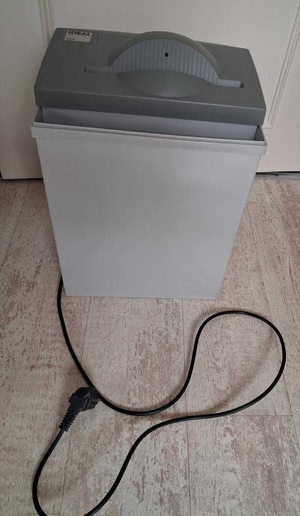 Ideal papiervernietiger 8230. Nieuwstaat!, Ophalen of Verzenden, Zo goed als nieuw