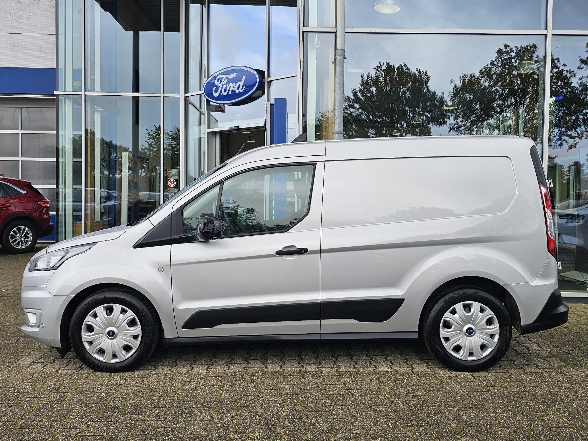 Ford Transit Connect 1.5 EcoBlue L1 Trend Dealeronderhouden, Stof, Gebruikt, Bedrijf, Diesel