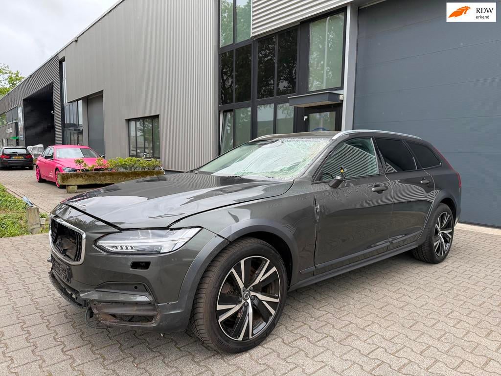 Volvo V90 Cross Country 2.0 D5 AWD Pro|SCHADEAUTO|, Automaat, 1969 cc, Stationwagon, Diesel