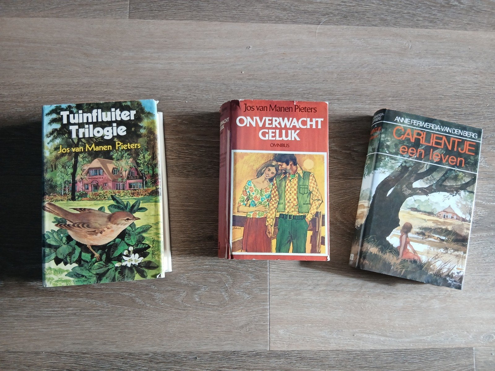 Drie romans in 1 koop, Boeken, Diverse, Nederland, Ophalen, Gelezen