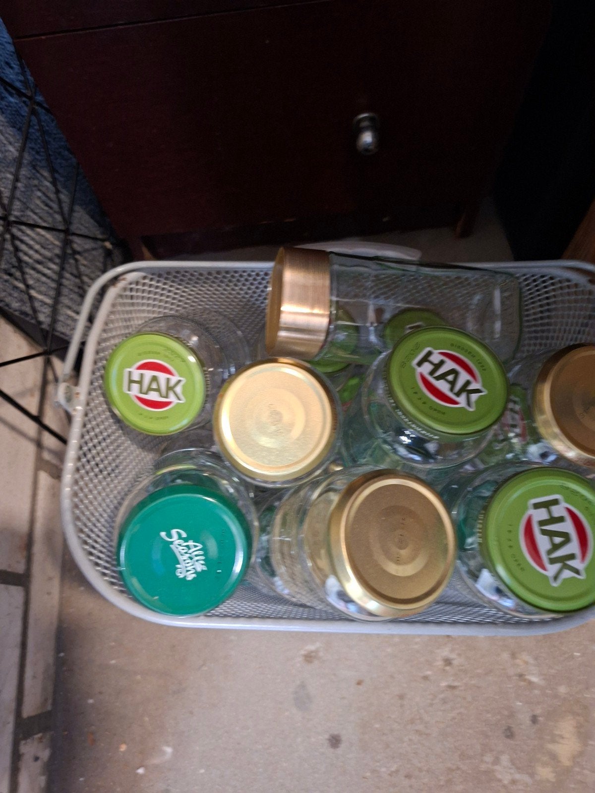 glazen groentepotjes, Ophalen