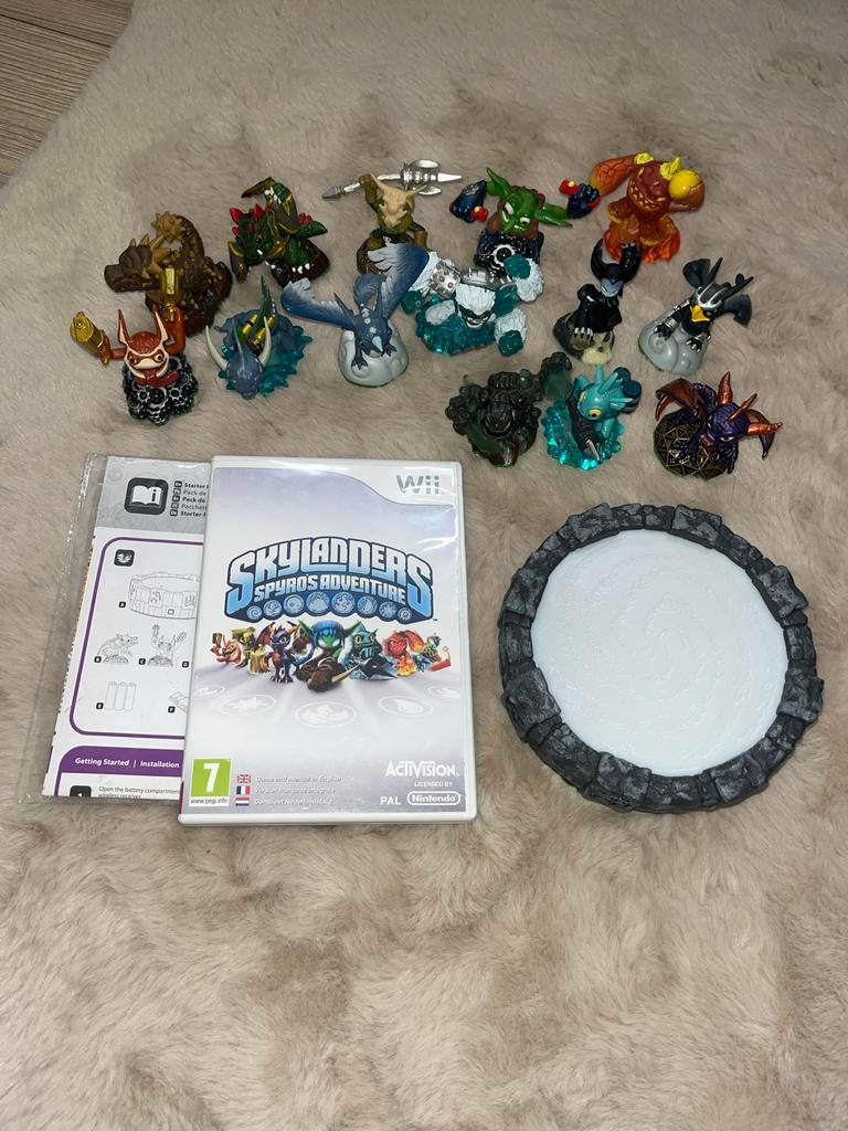 Skylanders Spyro's Adventure Wii Starter Pack + 15 Figuren, Spelcomputers en Games, Games | Nintendo Wii, Zo goed als nieuw, Avontuur en Actie