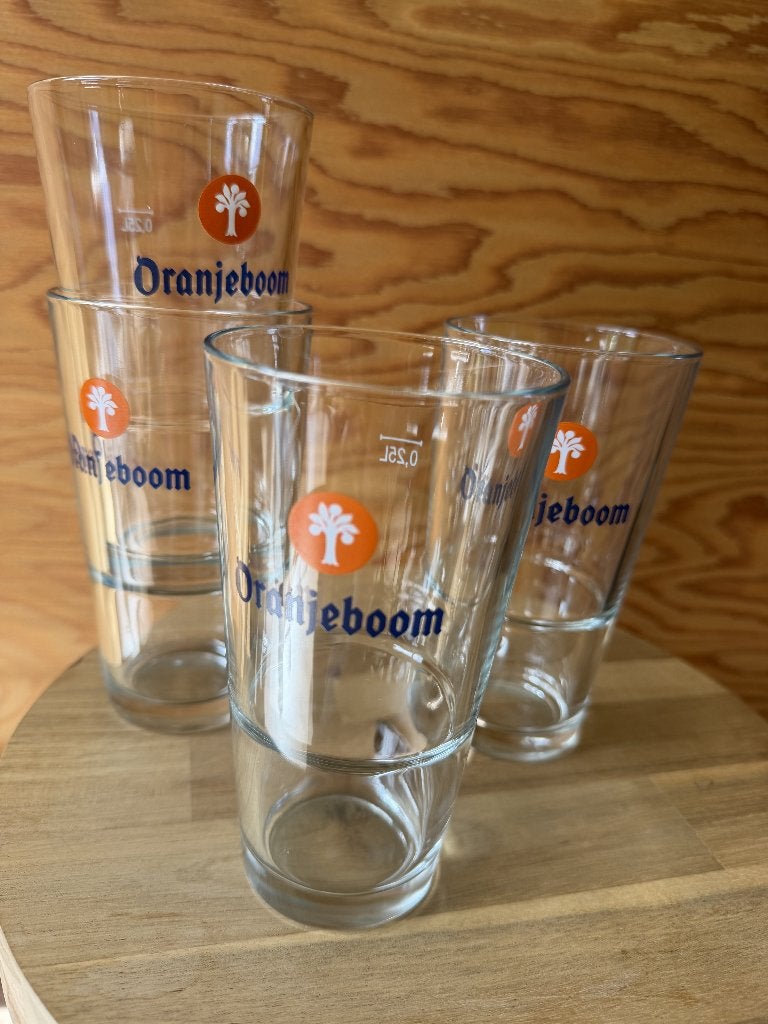 11 Oranjeboom Vaasjes (25CL), Ophalen of Verzenden, Zo goed als nieuw, Bierglas