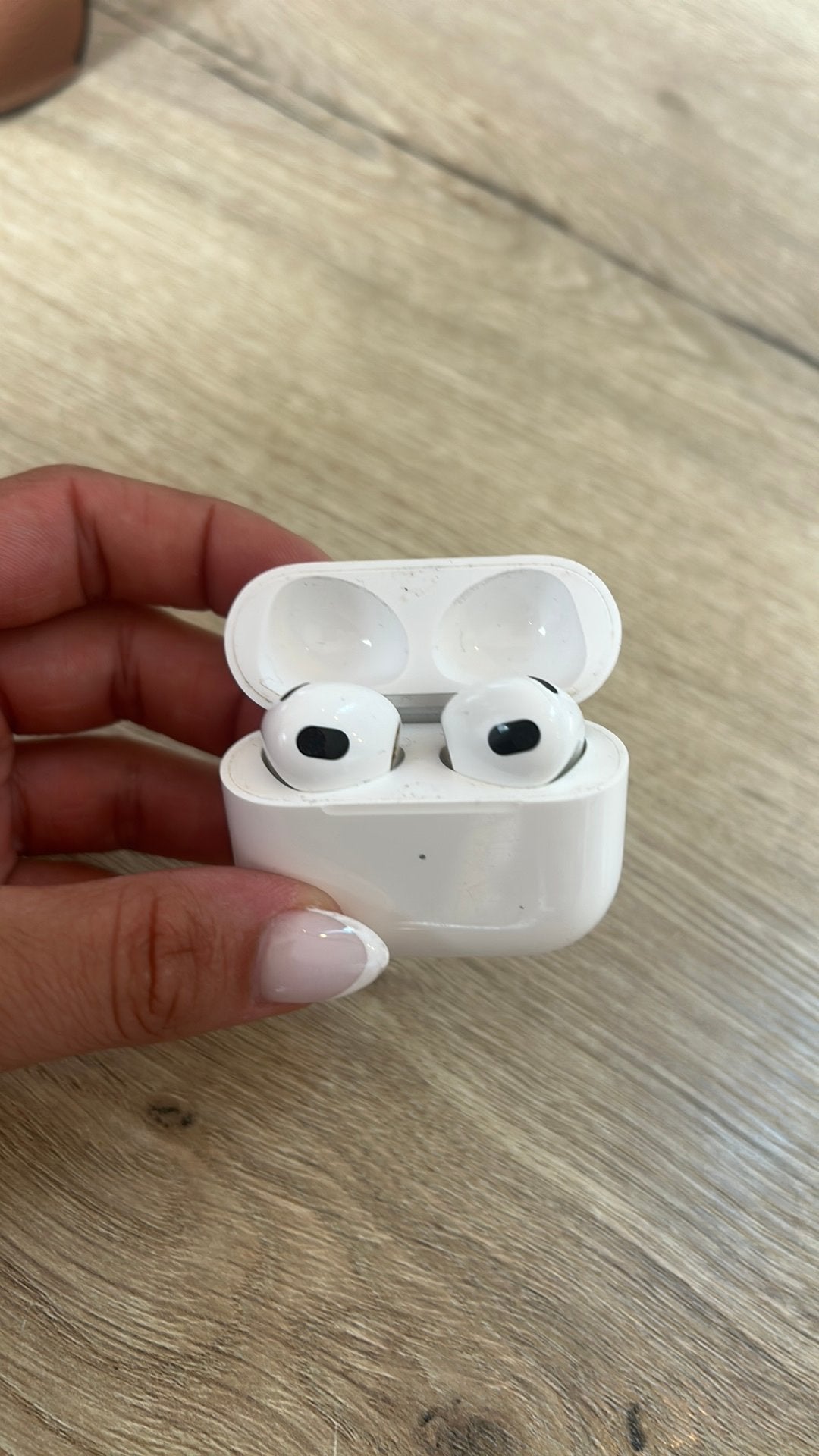 Airpods, Ophalen of Verzenden, Zo goed als nieuw