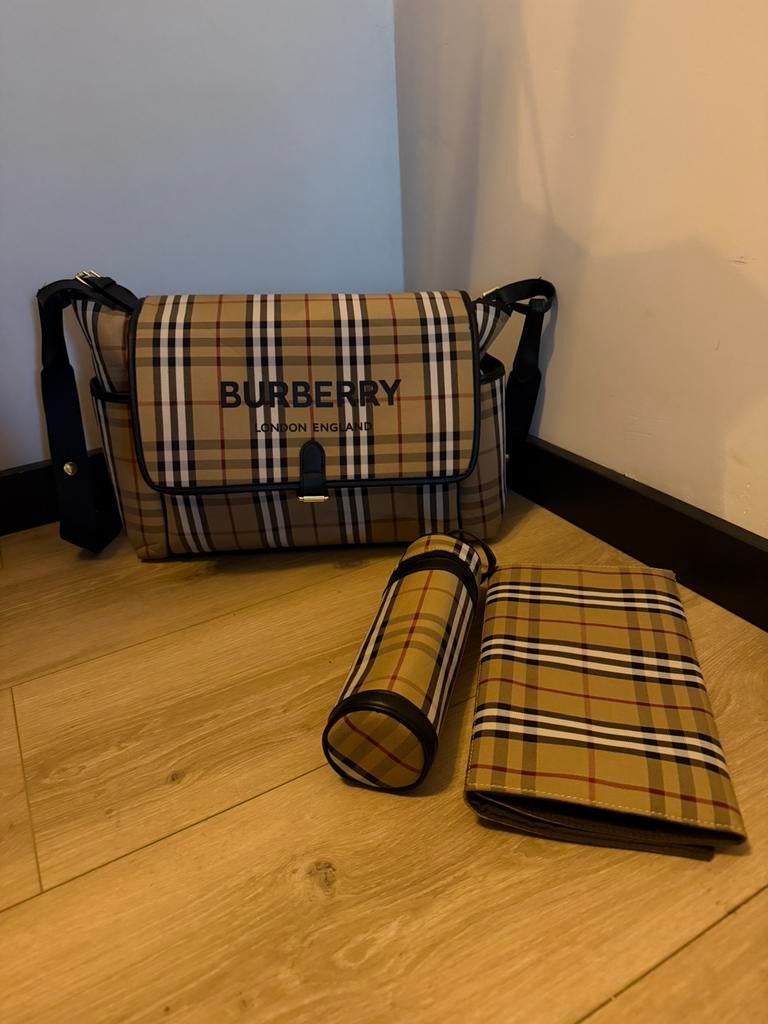 Luierstas burberry, Ophalen of Verzenden, Zo goed als nieuw