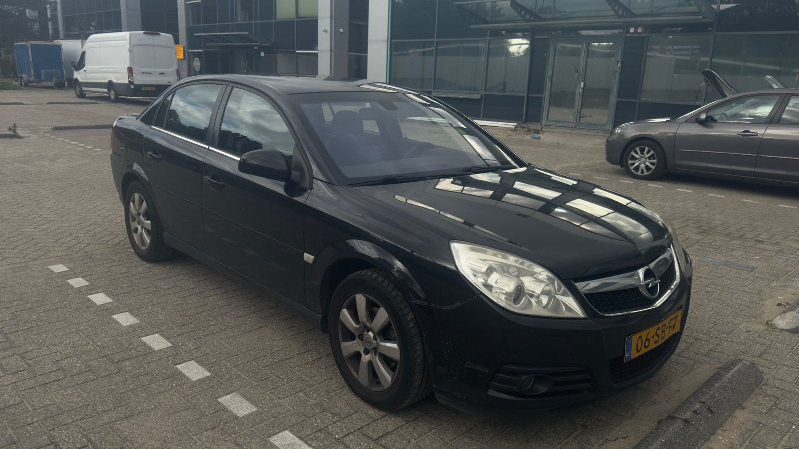 Opel Vectra 1.8 16V SDN 2005 Zwart, Voorwielaandrijving, 1295 kg, 4 cilinders, 1796 cc