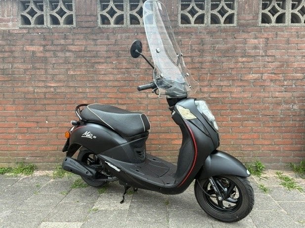 LEUKE SYM MIO 4 TAKT SNOR SCOOTER ! BOUWJAAR 2017, Benzine, Ophalen, Mio