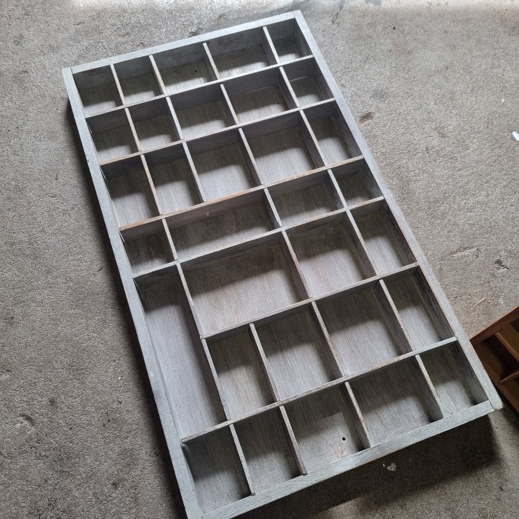 Letterbak letterkast vakkenbak hout kralenbak verzamelbak, Ophalen of Verzenden, Gebruikt, Grijs, Hout