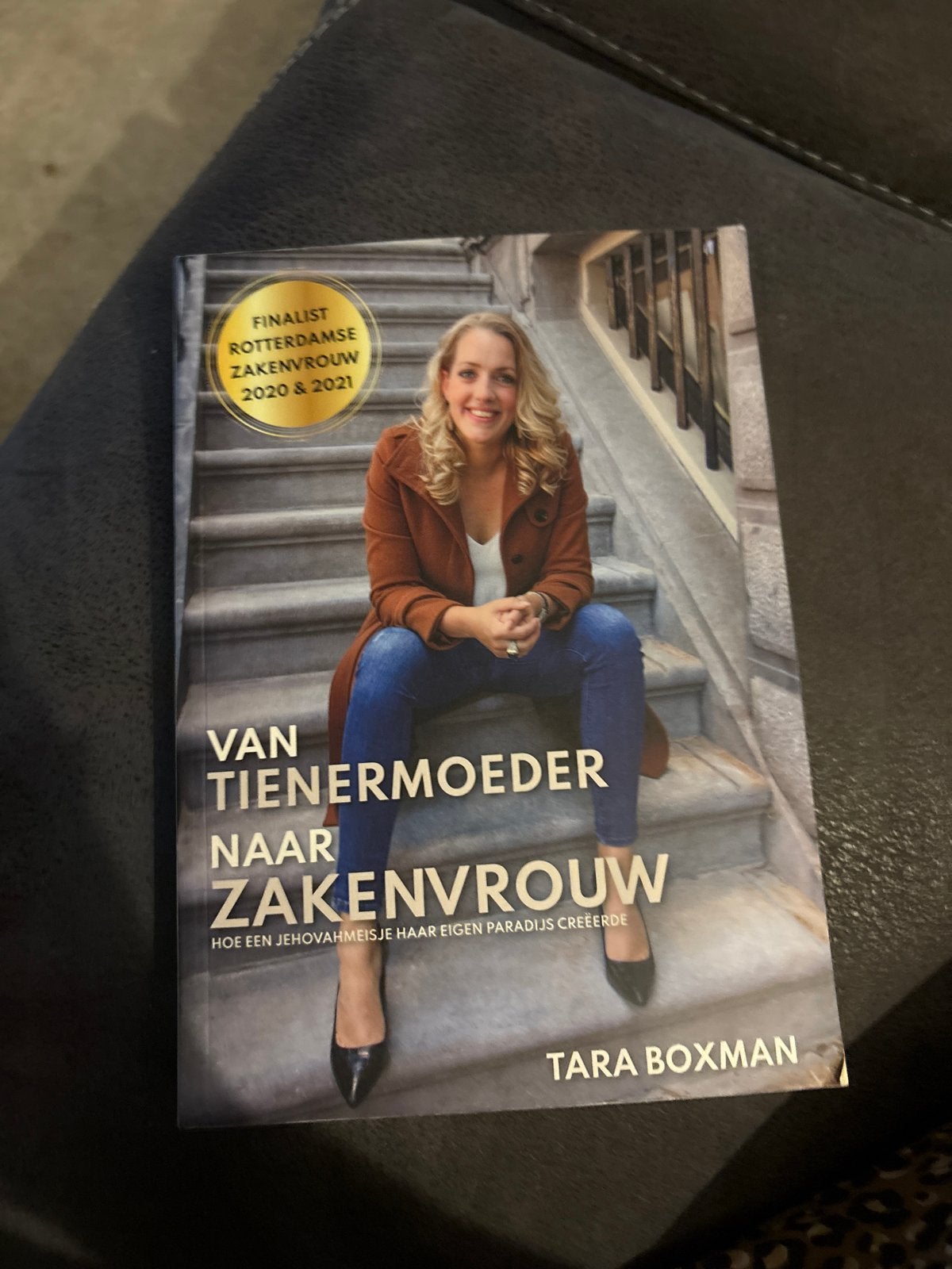 Van Tienermoeder naar Zakenvrouw - Tara Boxman, Boeken, Ophalen of Verzenden, Zo goed als nieuw, Religie