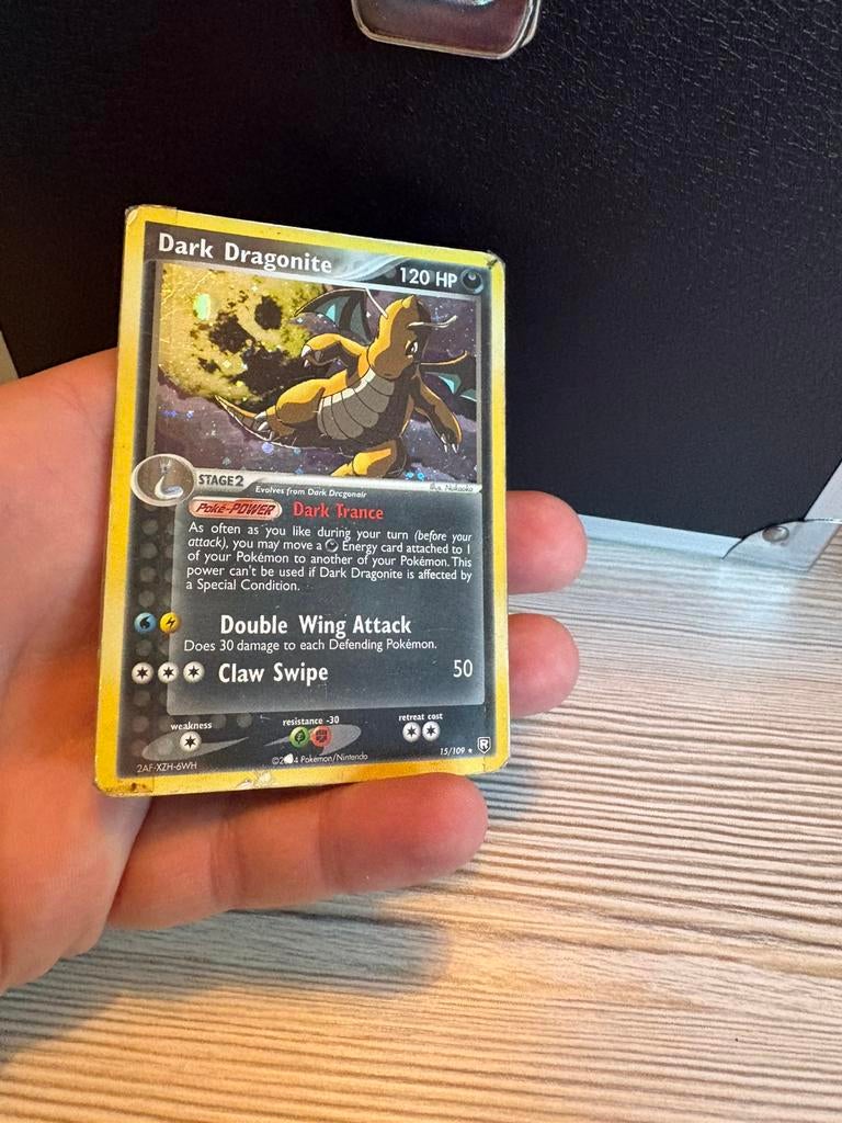 Dark dragonite holo, Ophalen of Verzenden, Zo goed als nieuw, Meerdere kaarten, Foil