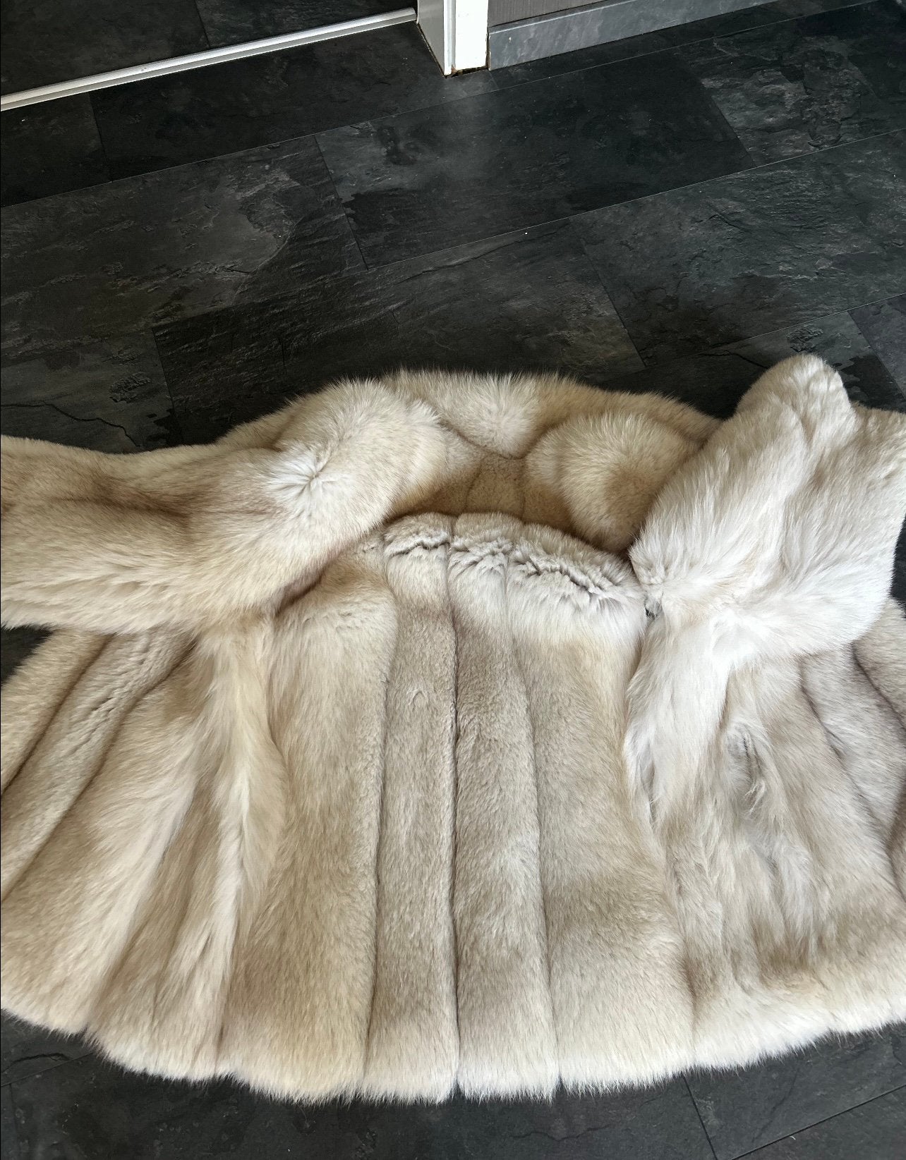 Dikke poolvos bont jas, Kleding | Dames, Jassen | Winter, Zo goed als nieuw, Zwart, Verzenden