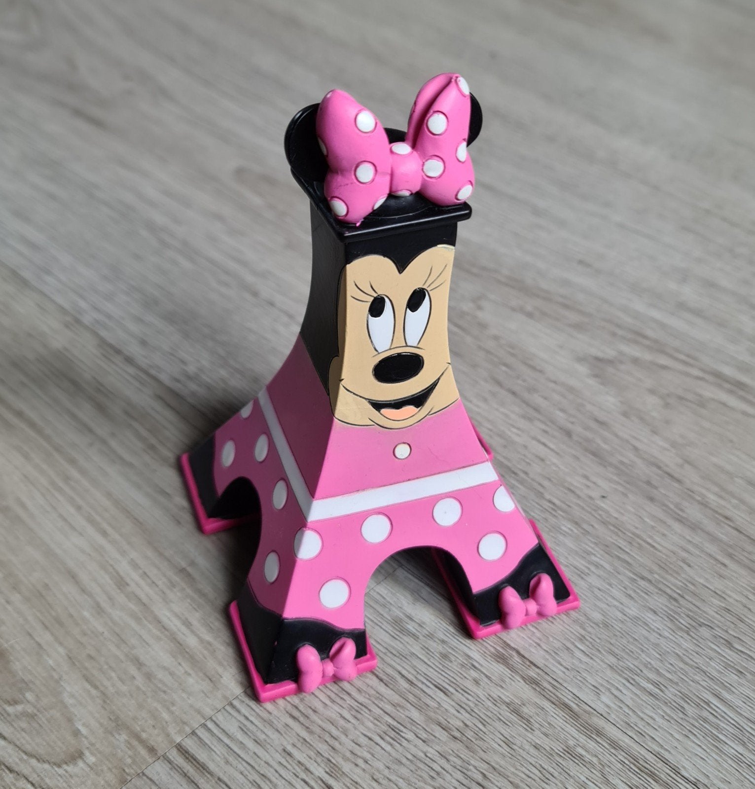 Minnie Mouse Eiffeltoren Disneyland Parijs beeldje, Verzamelen, Disney, Ophalen of Verzenden, Mickey Mouse, Zo goed als nieuw