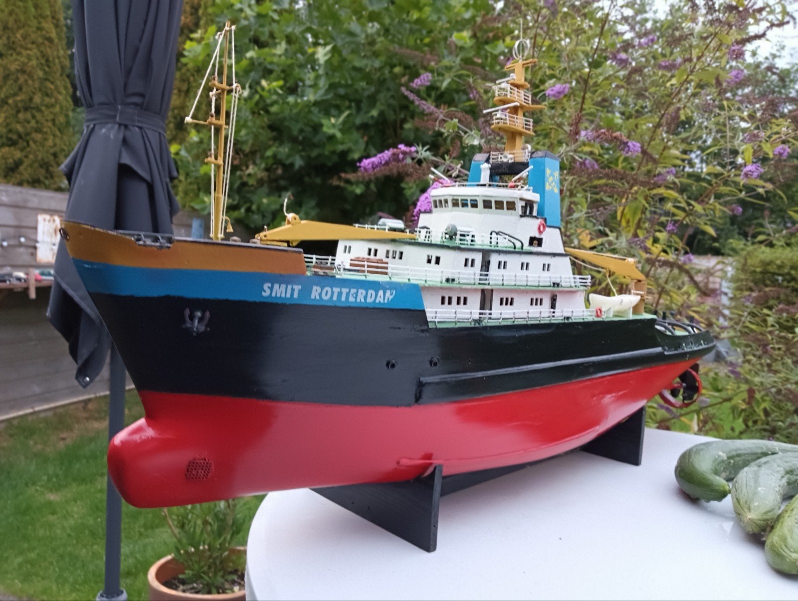 Gedetailleerd schaalmodel van de Smit Rotterdam sleepboot, Hobby en Vrije tijd, Ophalen, Zo goed als nieuw, Groter dan 1:32, Overige merken