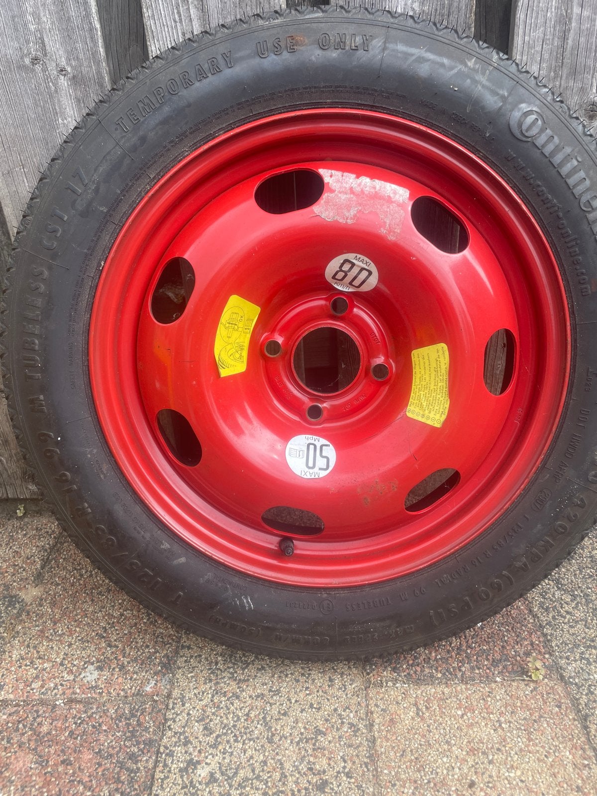 Continental thuiskomer 125/35 R16 99M, Ophalen, Zo goed als nieuw