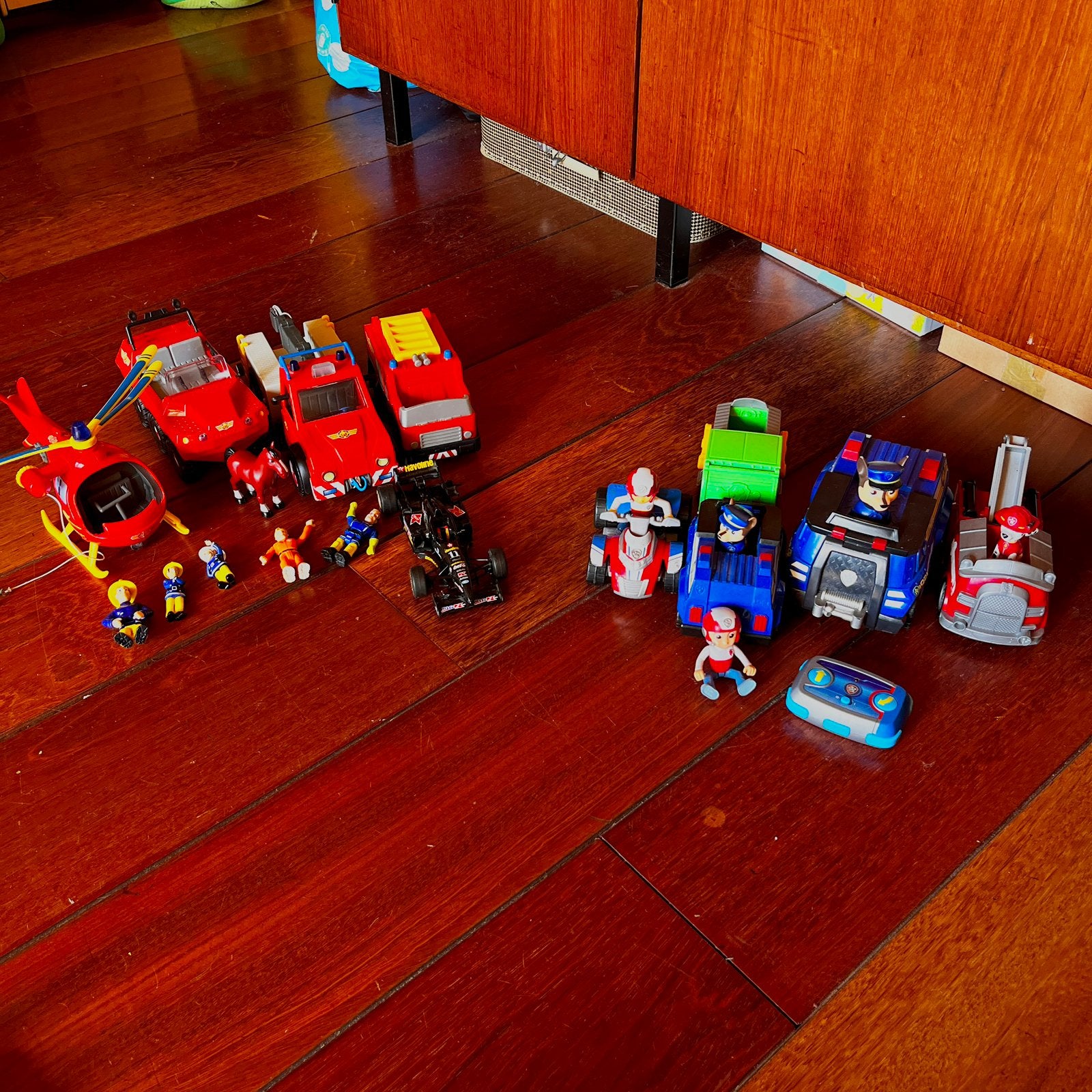 Brandweerman sam en paw patrol speelgoed pakket auto’s toys, Kinderen en Baby's, Ophalen of Verzenden, Zo goed als nieuw
