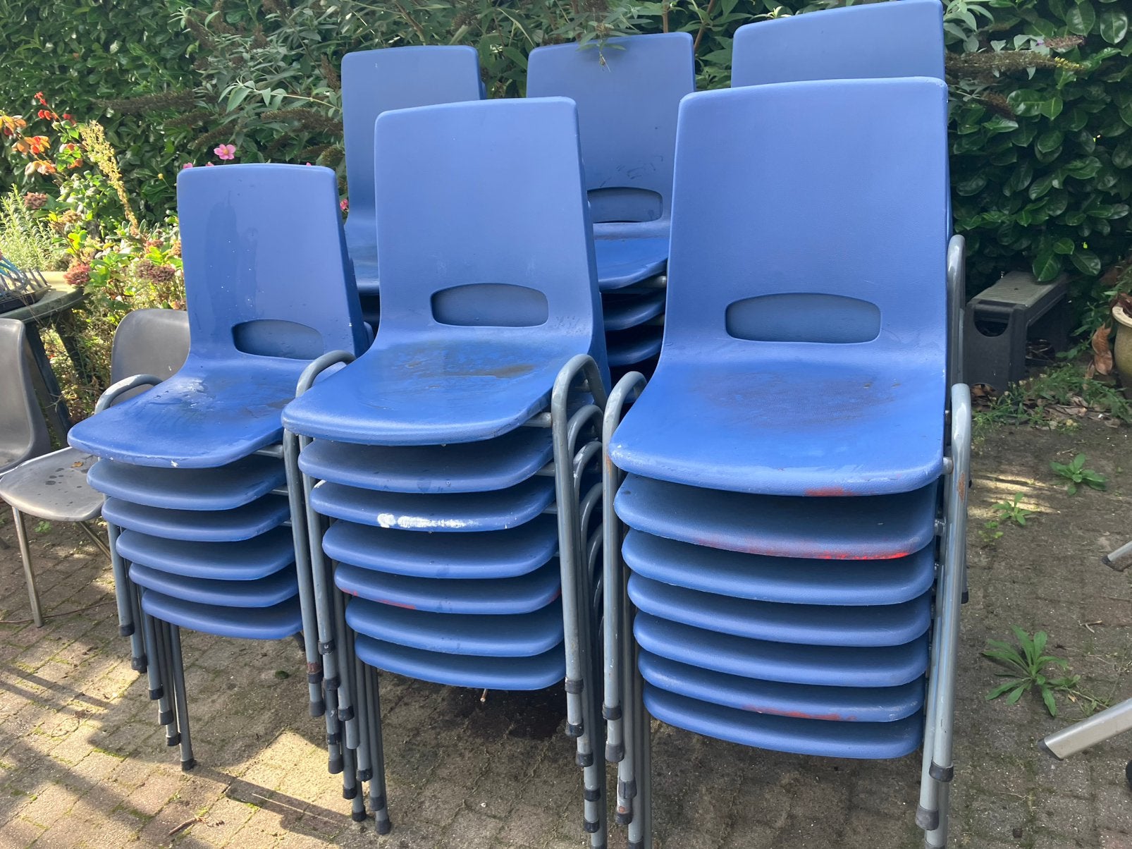 Stapelbare stoelen, Ophalen, Gebruikt, Metaal