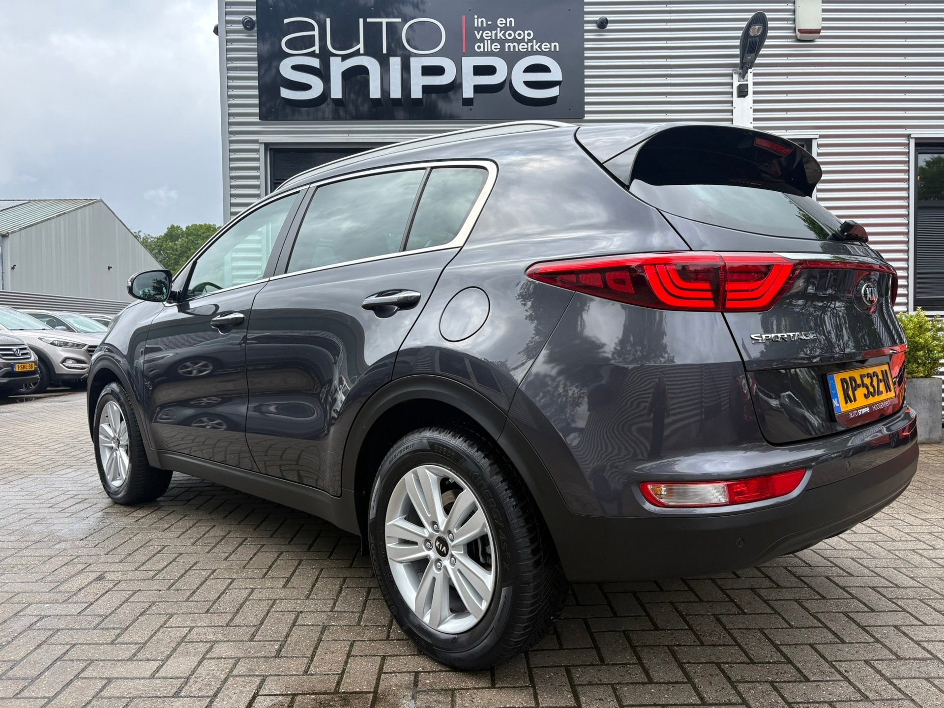 Kia Sportage 1.6 GDI DynamicLine -LEDER-STOELVERWARMING V+A-, Voorwielaandrijving, Gebruikt, 4 cilinders, 132 pk