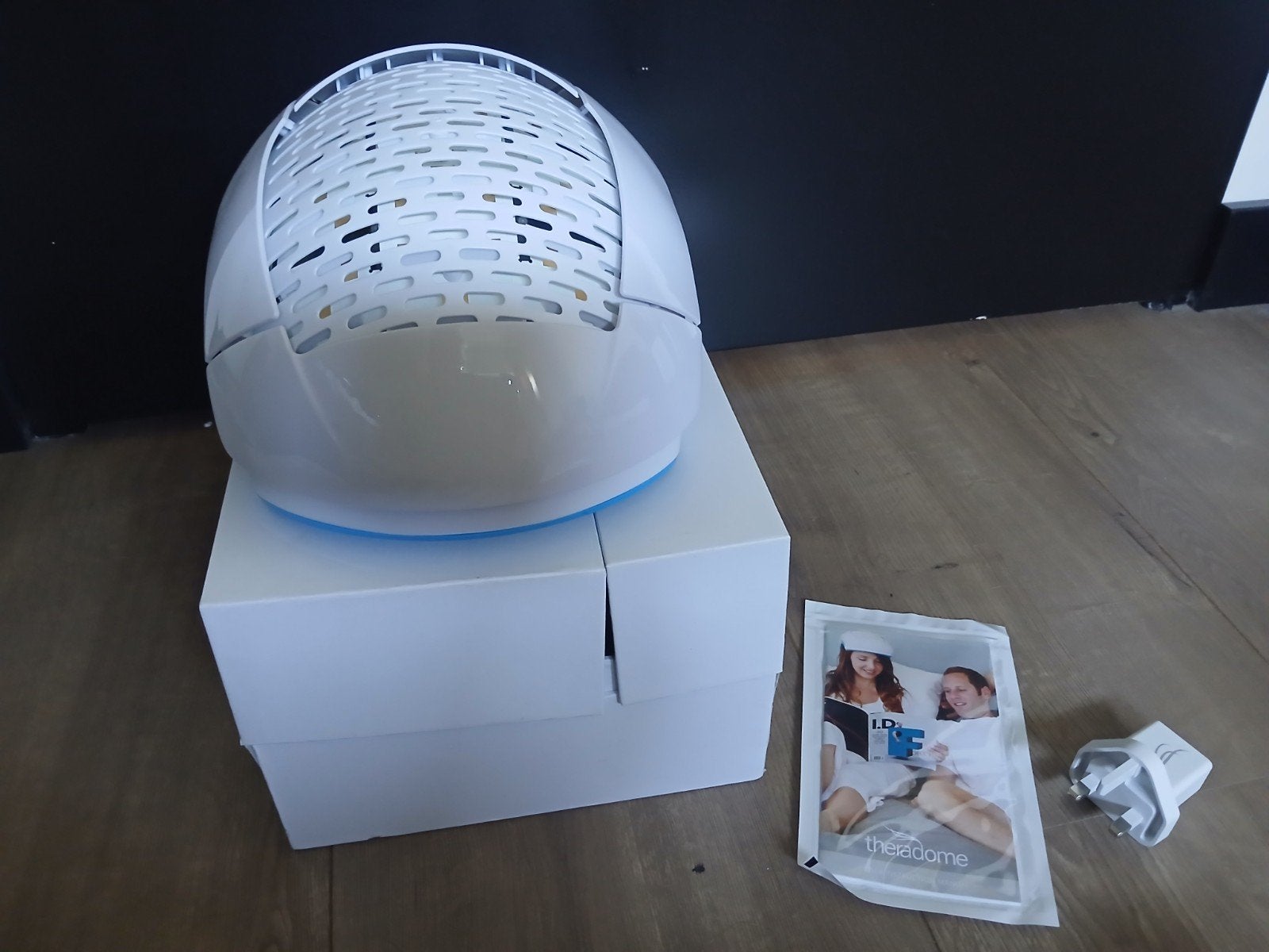 Theradome LH80 PRO Laserhelm voor Haargroei - 106x gebruikt, Sieraden, Tassen en Uiterlijk, Uiterlijk | Haarverzorging, Ophalen