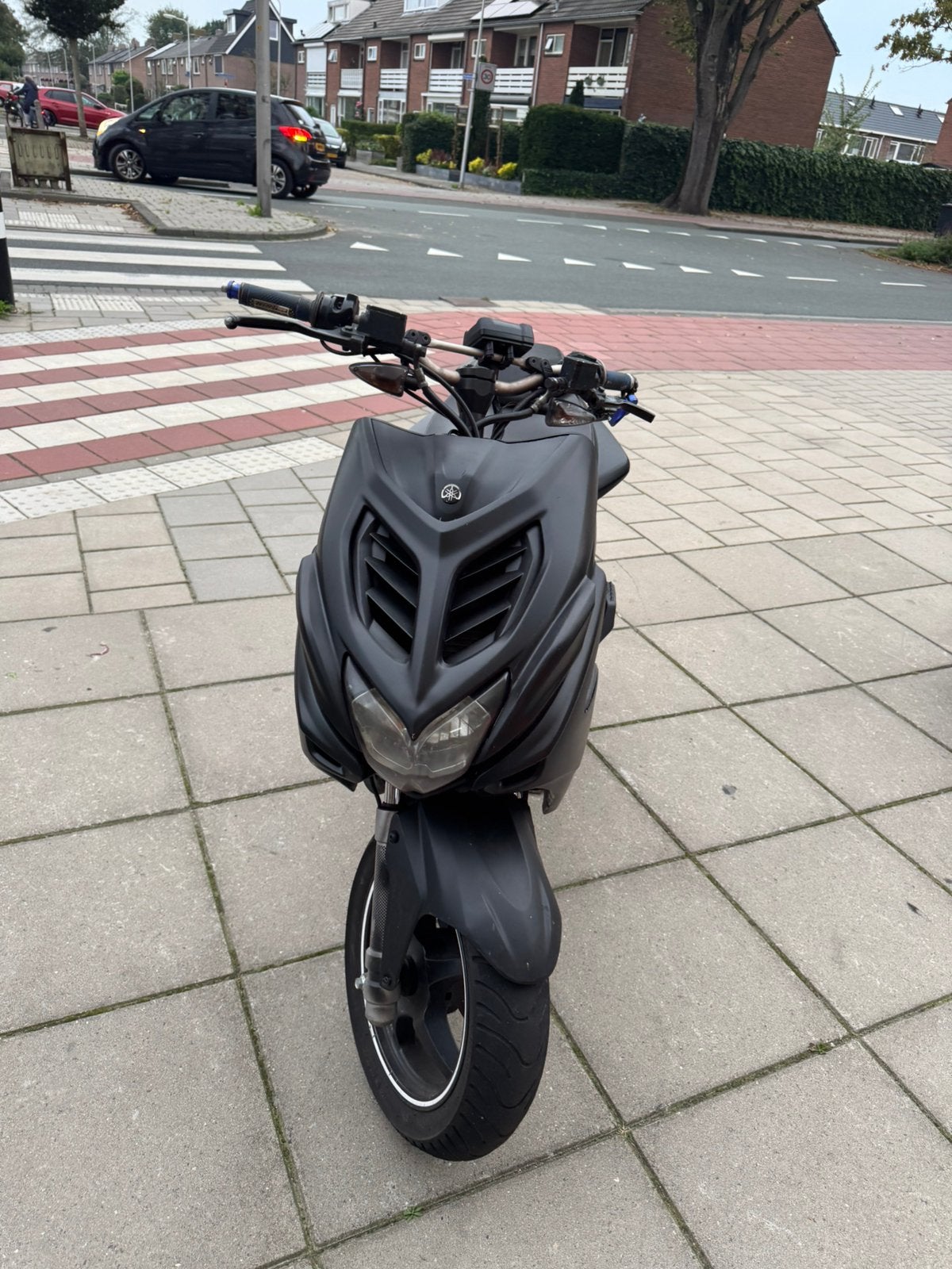 Yamaha aerox 2013 70cc, Fietsen en Brommers, Ophalen, Zo goed als nieuw, Benzine, Aerox