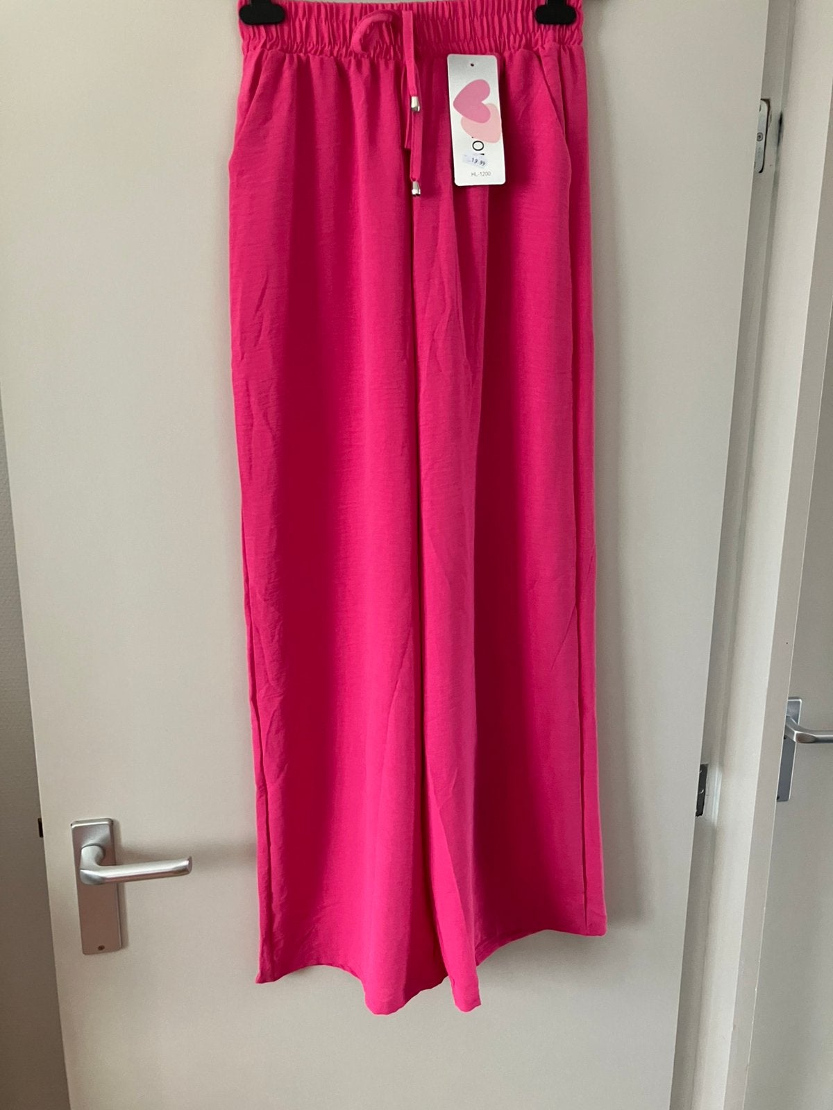 Nieuwe/felroze broek wijde pijpen pantalon /M, Maat 38/40 (M), Nieuw, Ophalen of Verzenden, Roze