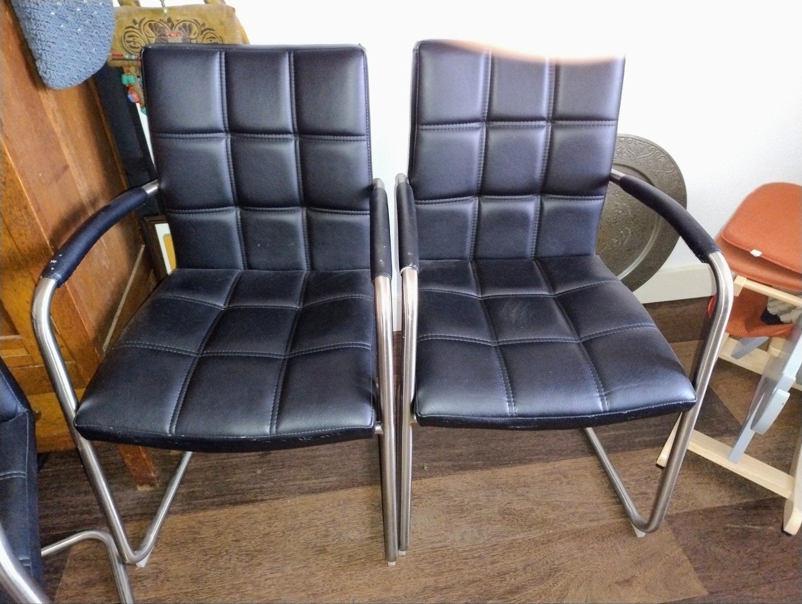 4 stoelen gratis af te halen, Huis en Inrichting, Ophalen, Zwart, Vier, Kunststof