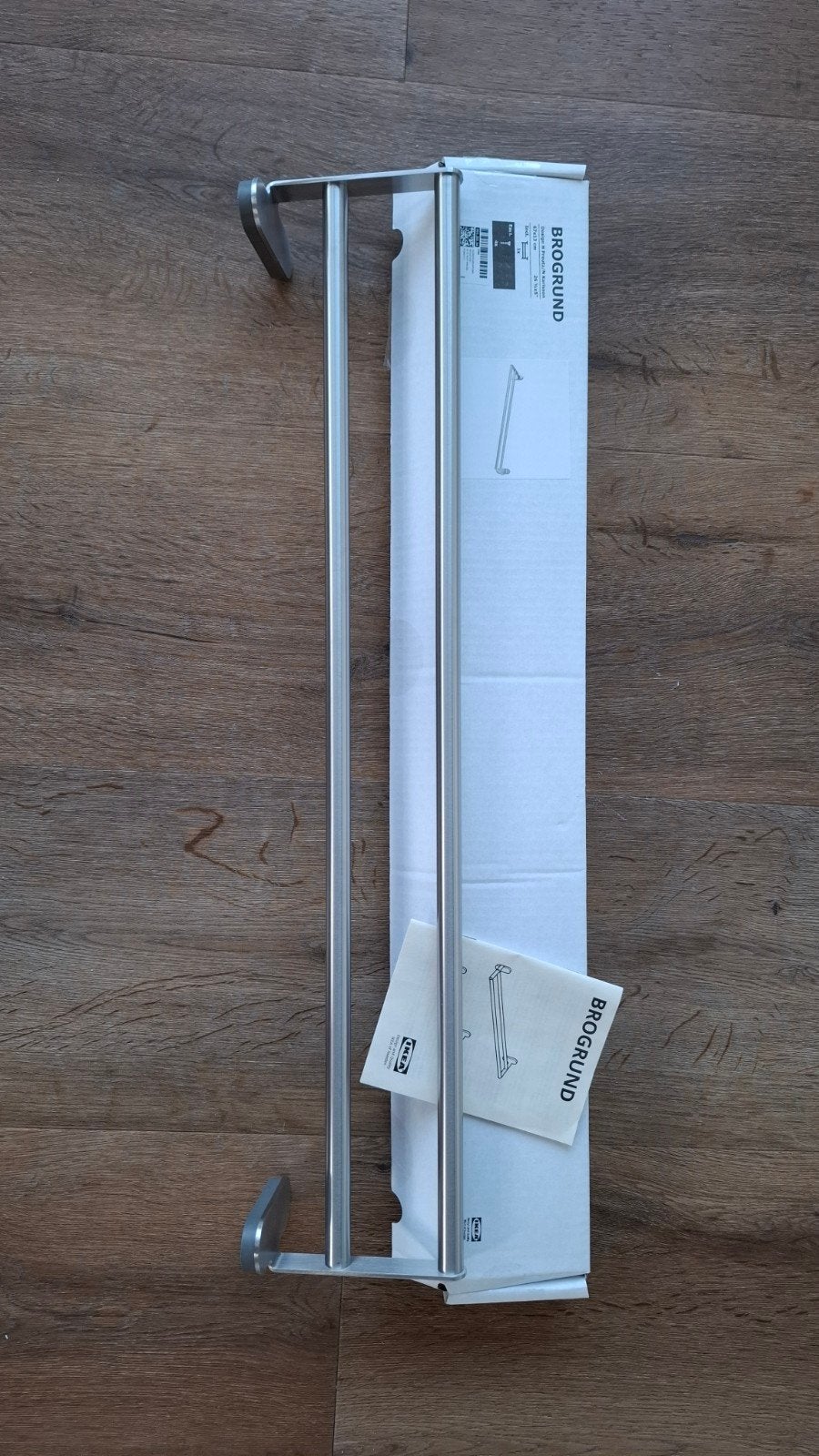 IKEA BROGRUND Handdoekenrek RVS 67 cm, Handdoekenrek, Nieuw, Zilver, Ophalen