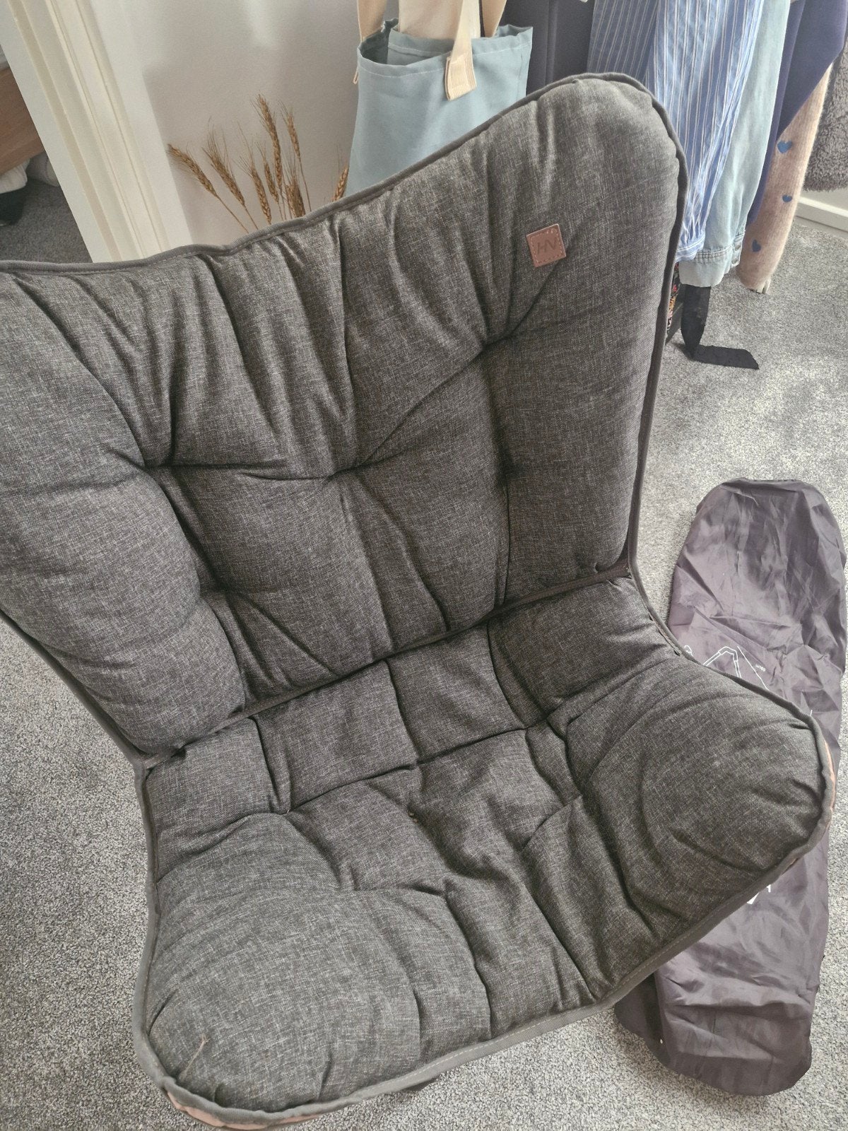 Human Nature Vlinderstoel - Comfortabele Opvouwbare Stoel, Ophalen, Zo goed als nieuw, Stof, Modern, Outdoor, Camping