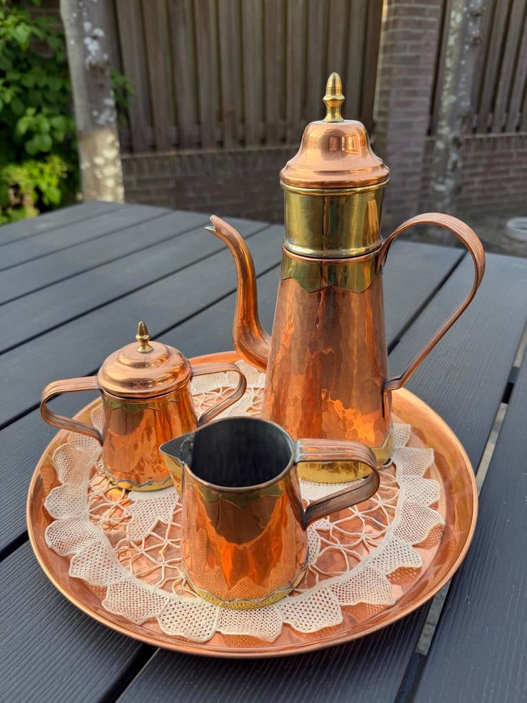 Koperen Koffie- en Theeservies met Dienblad, Ophalen, Koper