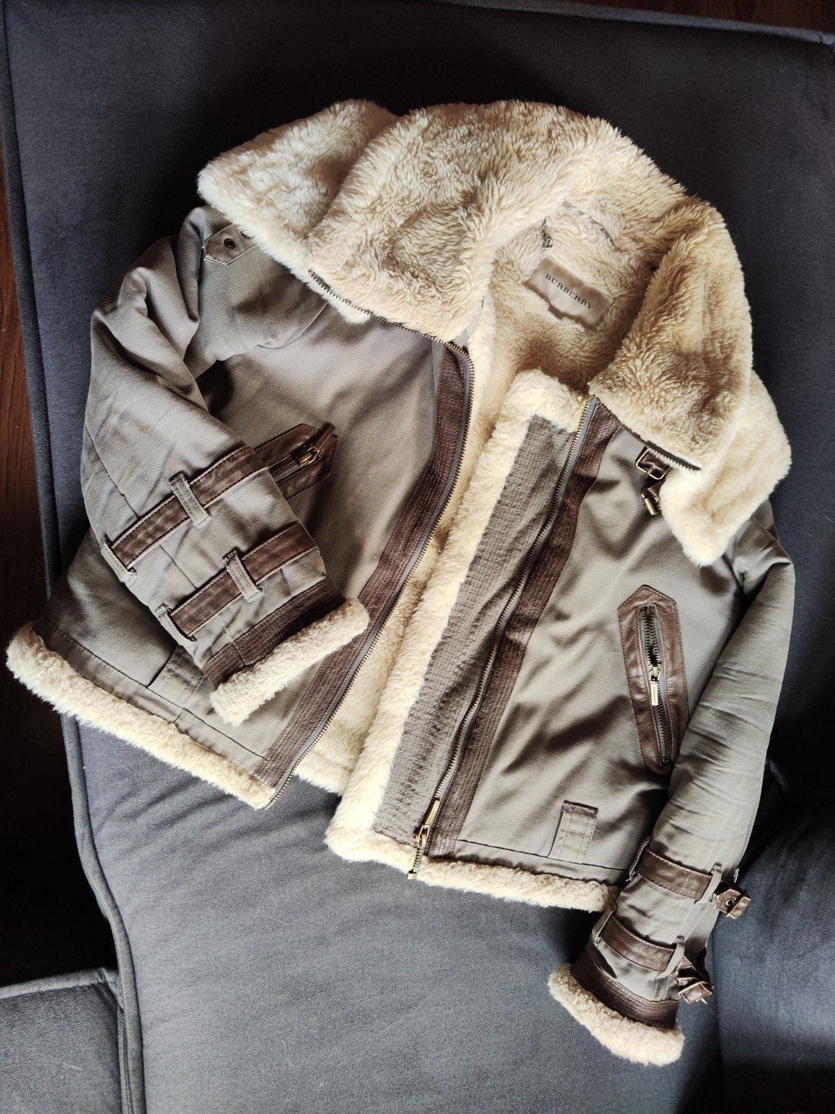 Burberry pilotenjack met teddy voering - Maat 158 ), Kleding | Dames, Maat 38/40 (M), Ophalen of Verzenden, Zo goed als nieuw
