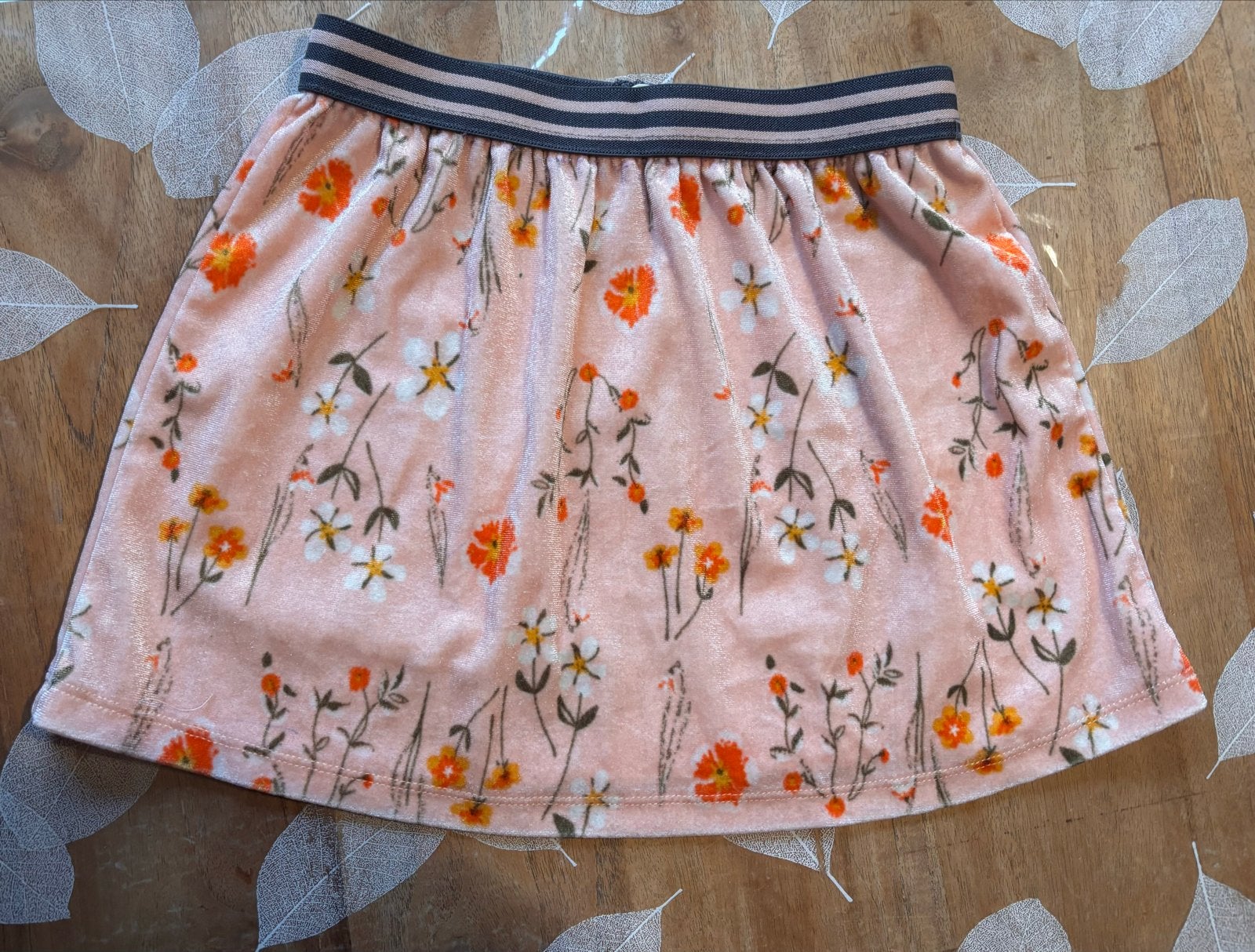 HEMA rokje 122/ 128 met gratis panty's, Ophalen of Verzenden, Zo goed als nieuw