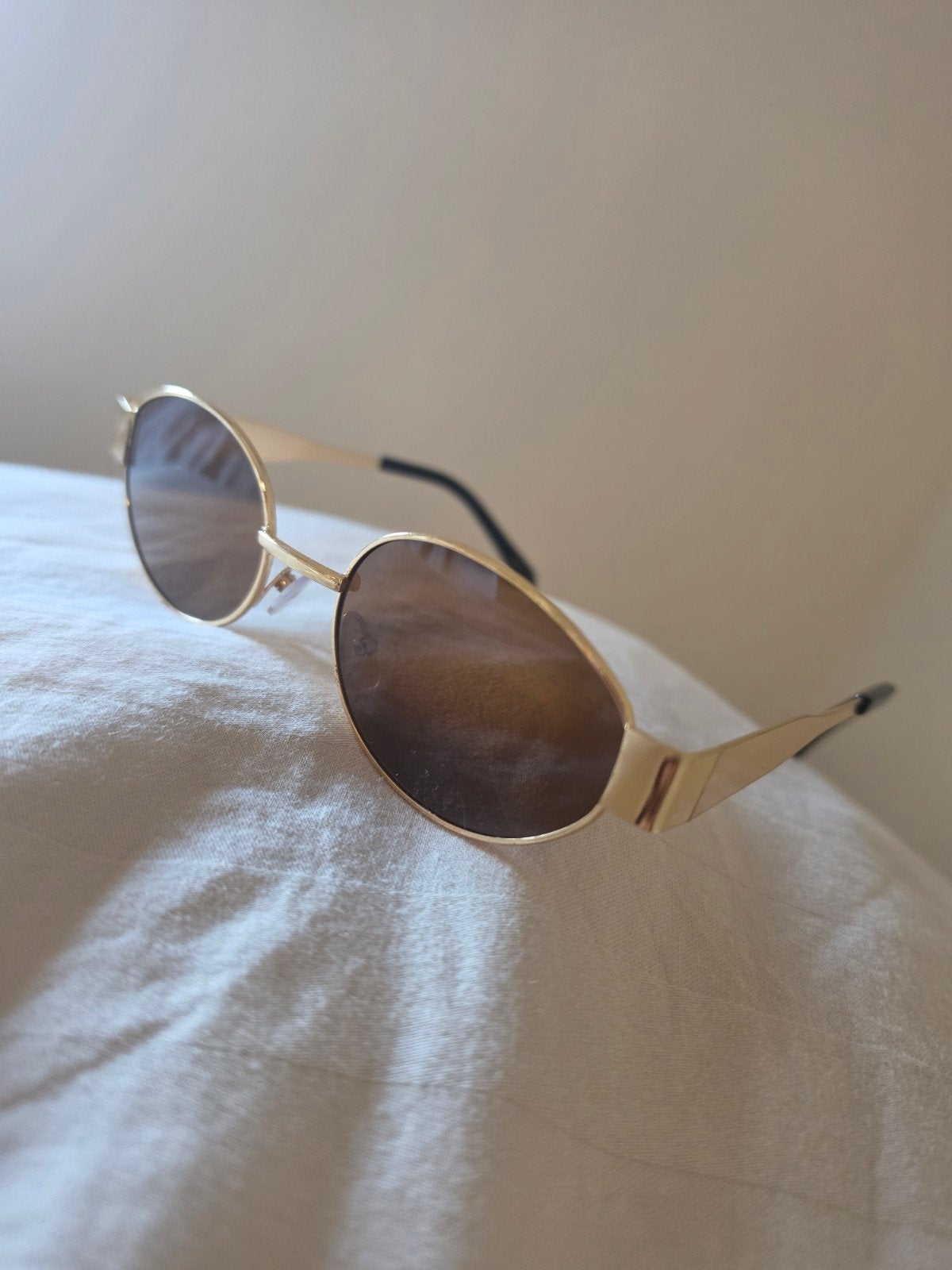 Celine look-a-like zonnebril - Nieuw, Sieraden, Tassen en Uiterlijk, Zonnebrillen en Brillen | Dames, Overige merken, Zonnebril