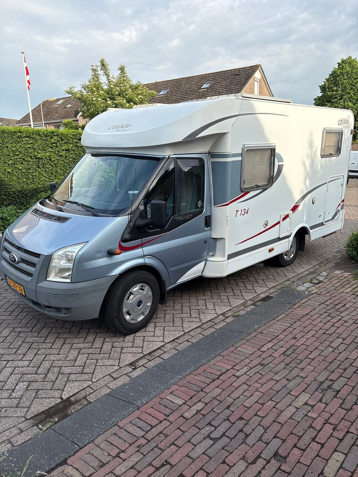 Capron T 134, Caravans en Kamperen, Campers, Luifel, Ford, Tot en met 2, 6 tot 7 meter