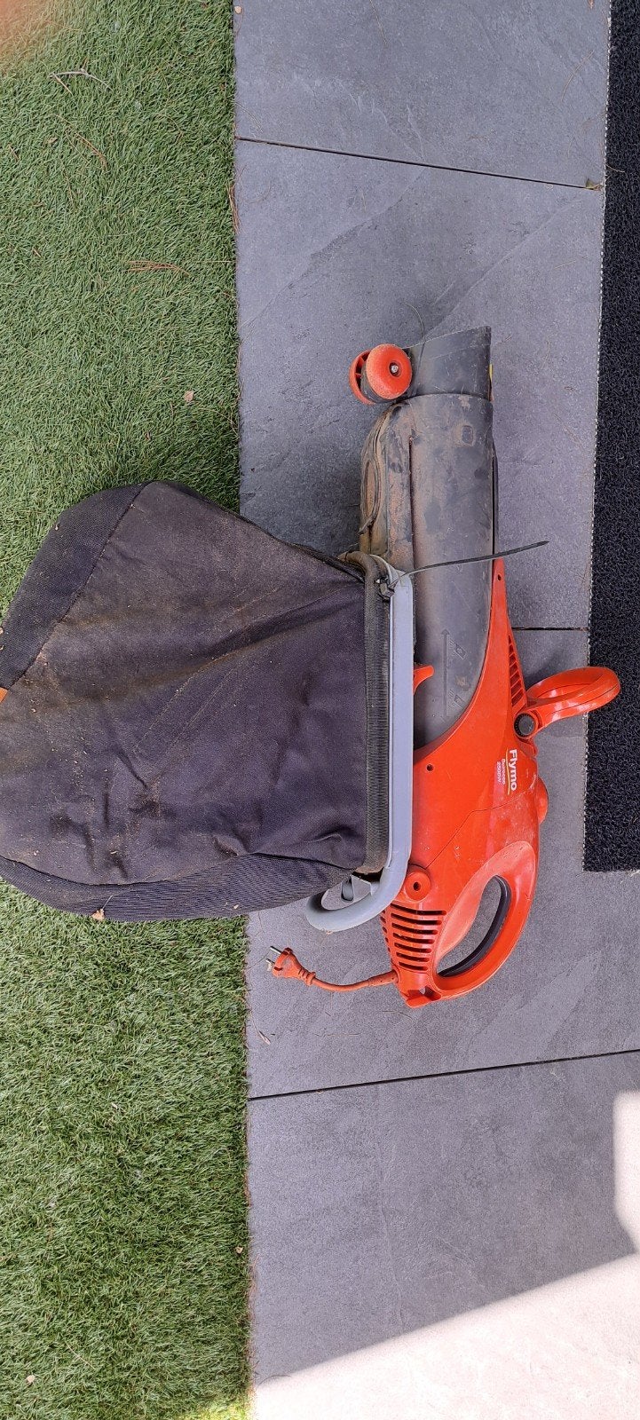 Fymo Scirocco 2500W Bladblazer/Bladzuiger met Opvangzak, Ophalen, Gebruikt, Met opvangzak, Fymo