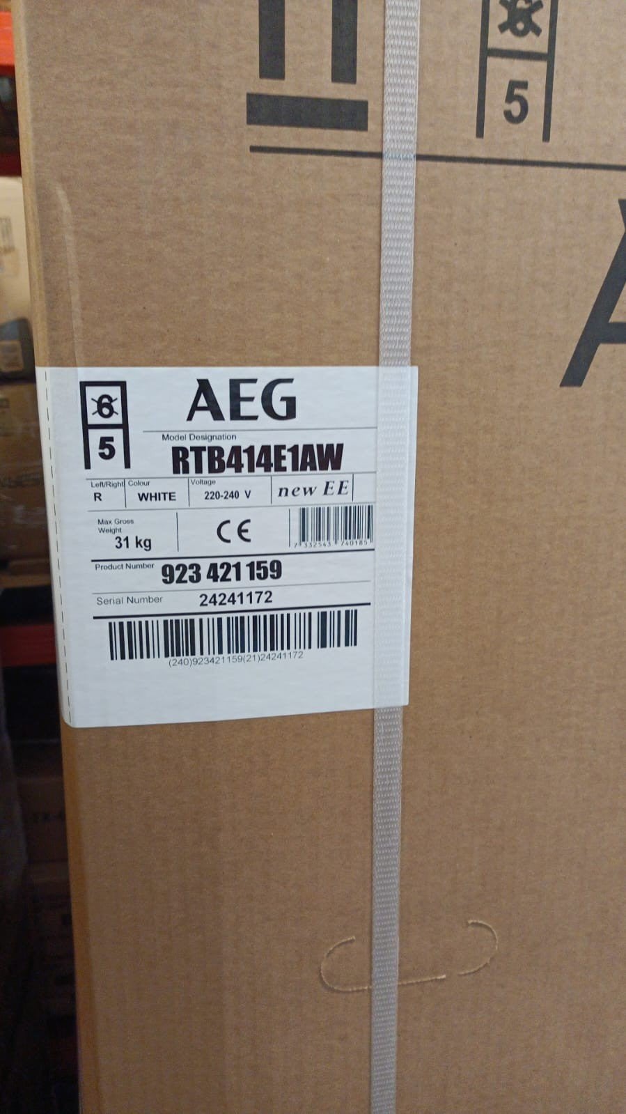 AEG RTB414E1AW Koelkast - Nieuw in doos, Witgoed en Apparatuur, Koelkasten en IJskasten, Zonder vriesvak, 100 tot 150 liter, Nieuw