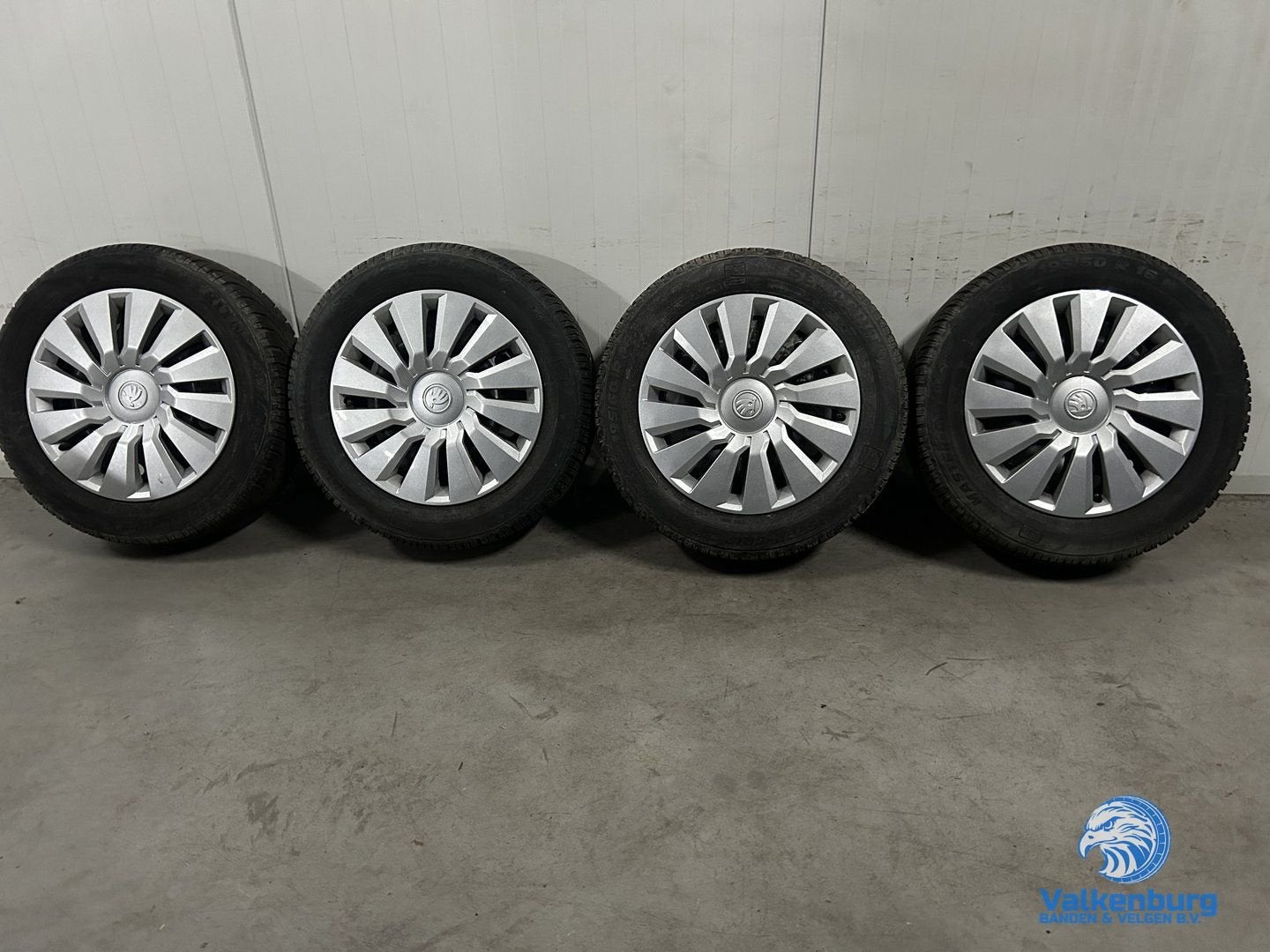 7-8mm! Originele Skoda Scala VW T-Cross Taigo 16 inch stalen, Auto-onderdelen, Gebruikt, -, Banden en Velgen, 195 mm