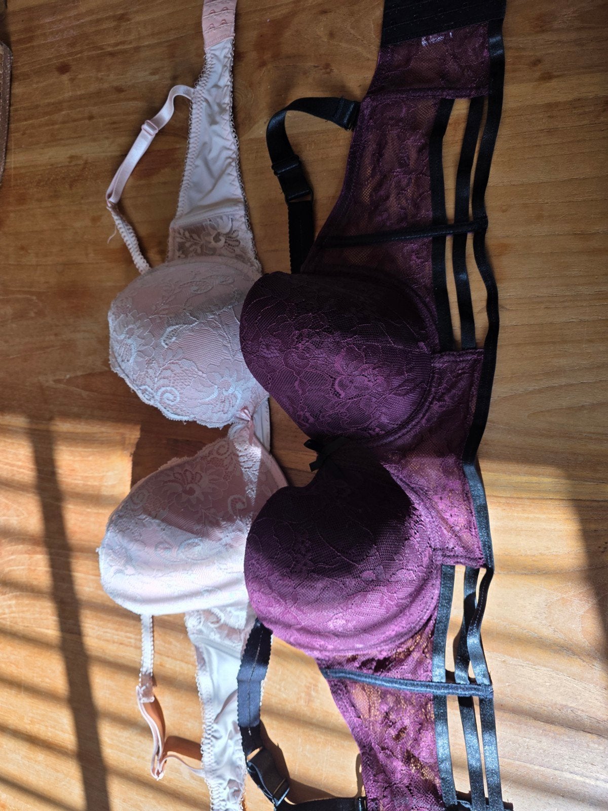 2x Beugelbeha: Babyroze (85C/D) & Plum (85D), Ophalen of Verzenden