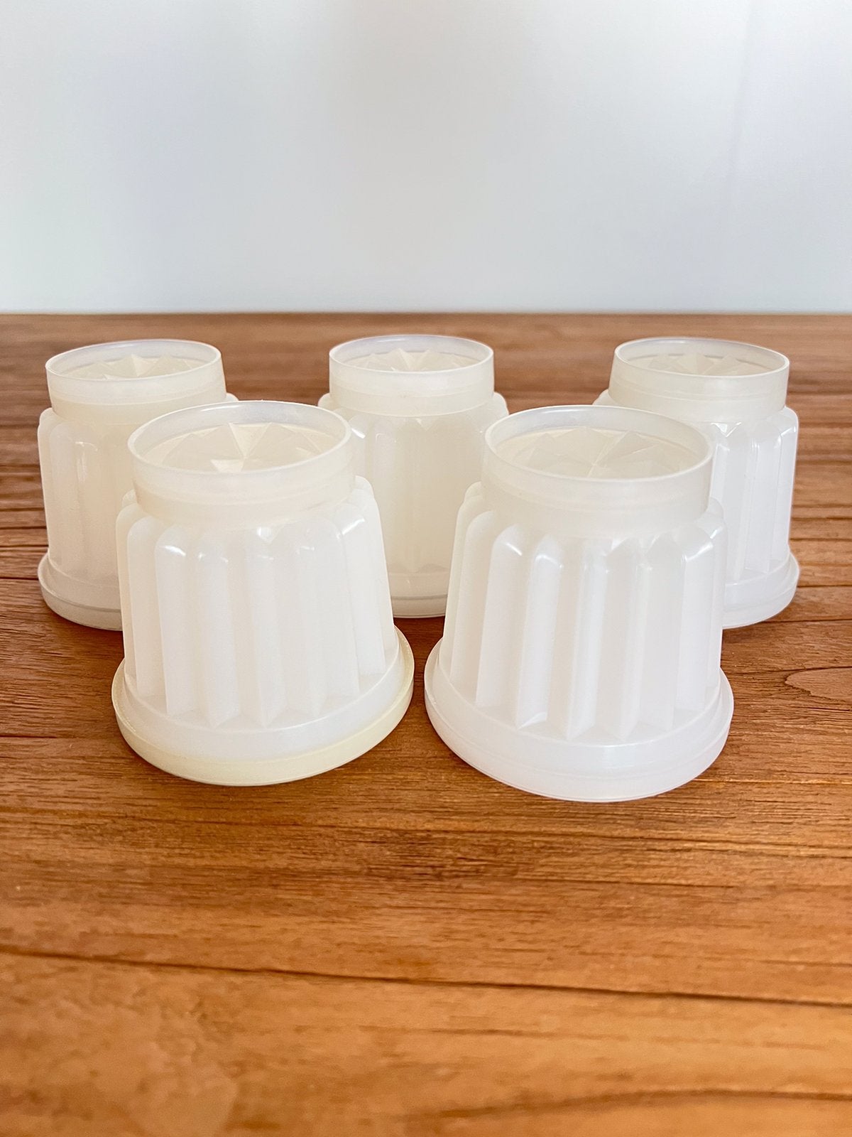 5x Tupperware Jel-ette kleine puddingvormpje dessertpotjes, BPA-vrij, Wit, Ophalen of Verzenden, Bak of Kom