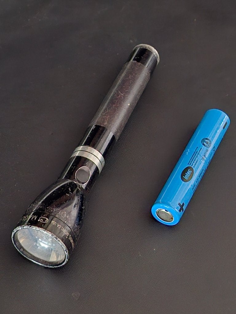 Maglite ML150LR - zonder laadstation, Ophalen of Verzenden, Gebruikt, Accu