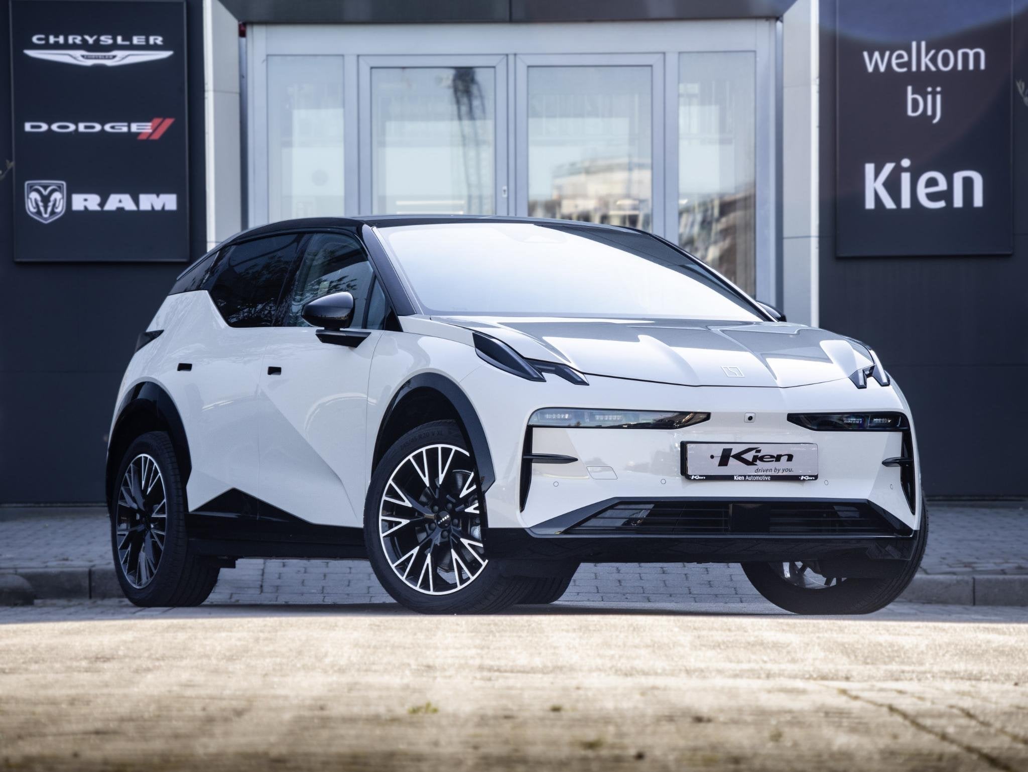 ZEEKR X AWD Privilege 69 kWh | 428 PK | Panoramadak | stoelv