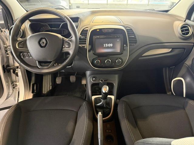Renault Captur 0.9 TCe Zen Navi|Cruise|Airco, Voorwielaandrijving, 898 cc, Startonderbreker, Gebruikt