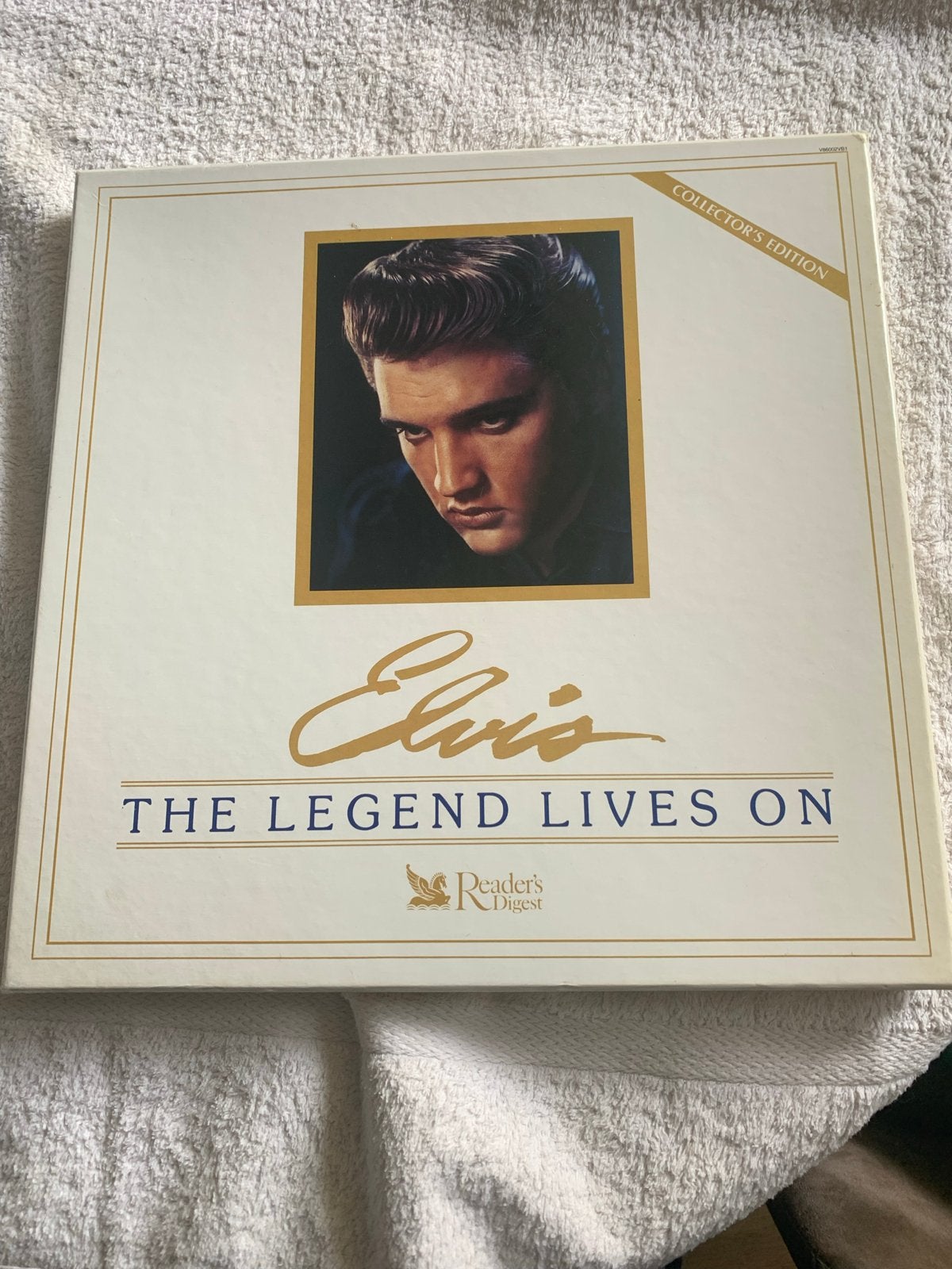 Elvis Presley - The Legend Lives On (Reader's Digest), Boxset, Pop, Ophalen of Verzenden, Zo goed als nieuw