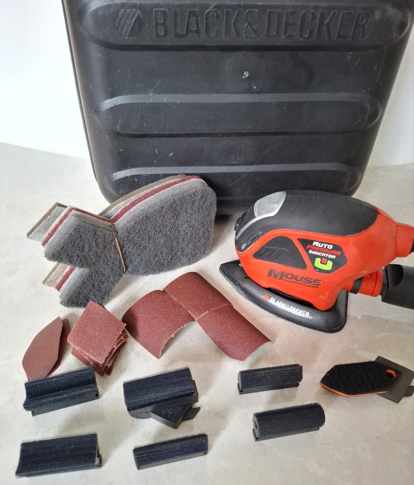 Handzame Mouse schuurmachine Black&Decker KA168, als NIEUW., Ophalen, Zo goed als nieuw, Elektrisch, Black & Decker