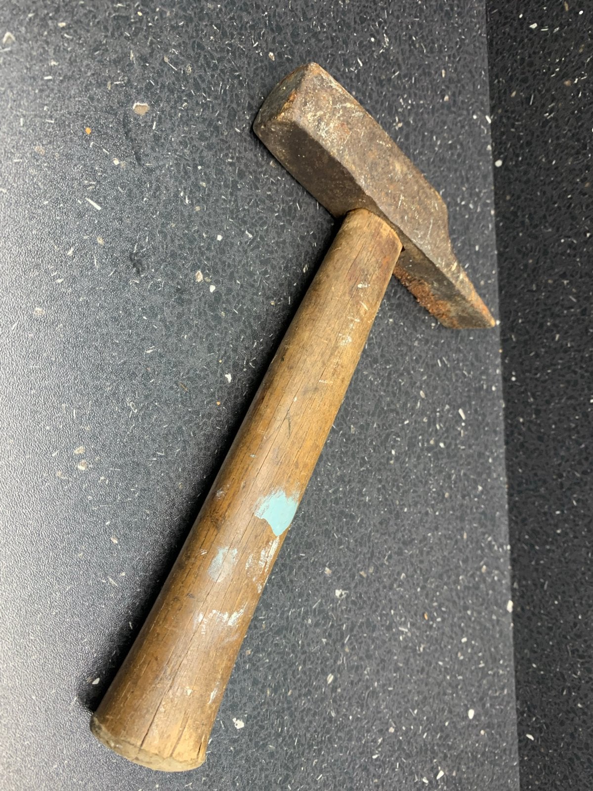 Oude hamer met houten steel, Doe-het-zelf en Verbouw, Gereedschap | Handgereedschap, Ophalen of Verzenden, Gebruikt, Hamer