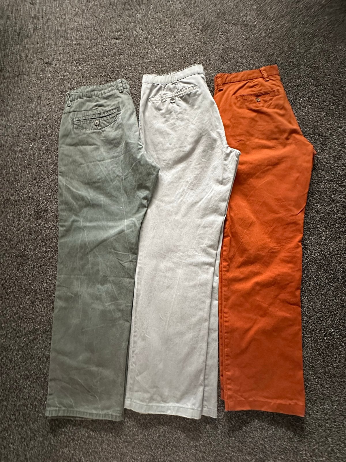 3 herenbroeken: Meyer, Mac Jeans, en een oranje broek, Ophalen of Verzenden, Gedragen, Maat 48/50 (M), Grijs