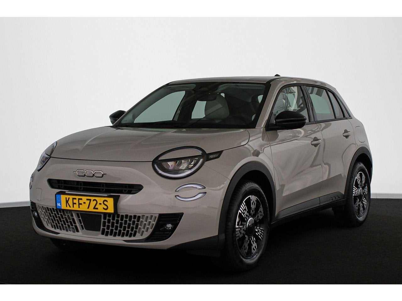 Fiat 600 1.2 Hybrid Icon Automaat Apple CarPlay 17", Auto's, Automaat, 145 pk, Gebruikt, 1199 cc