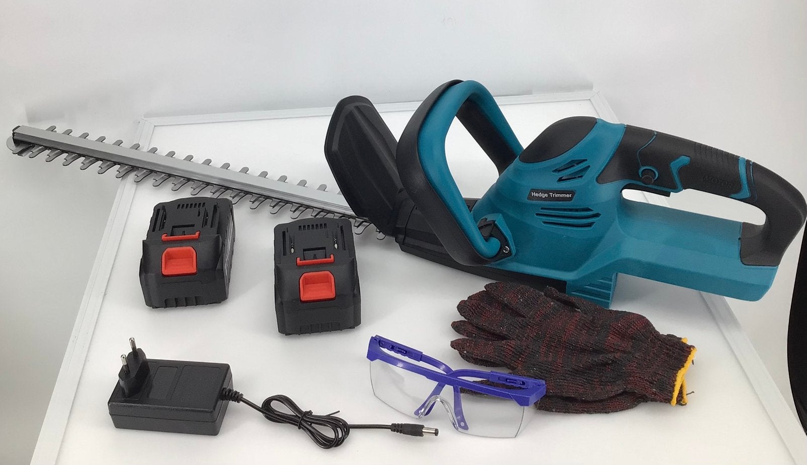 Heggenschaar.Nieuw.Werkt op Makita18v LXT accu. € 55,00., Tuin en Terras, Heggenscharen, Ophalen of Verzenden, Nieuw, Accu