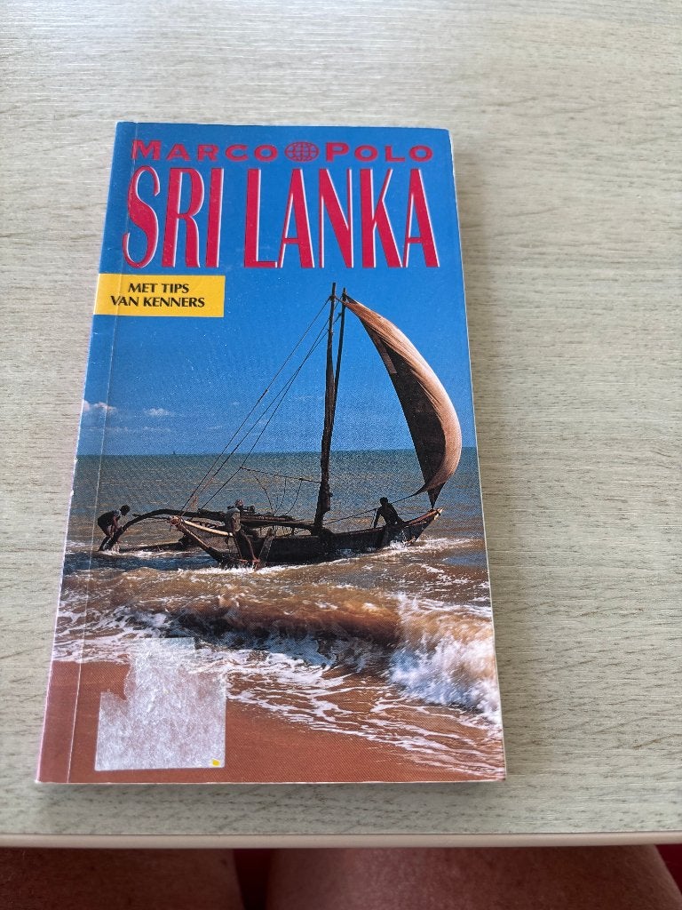 reisgids Sri Lanka, Overige merken, Ophalen of Verzenden, Zo goed als nieuw, Reisgids of -boek