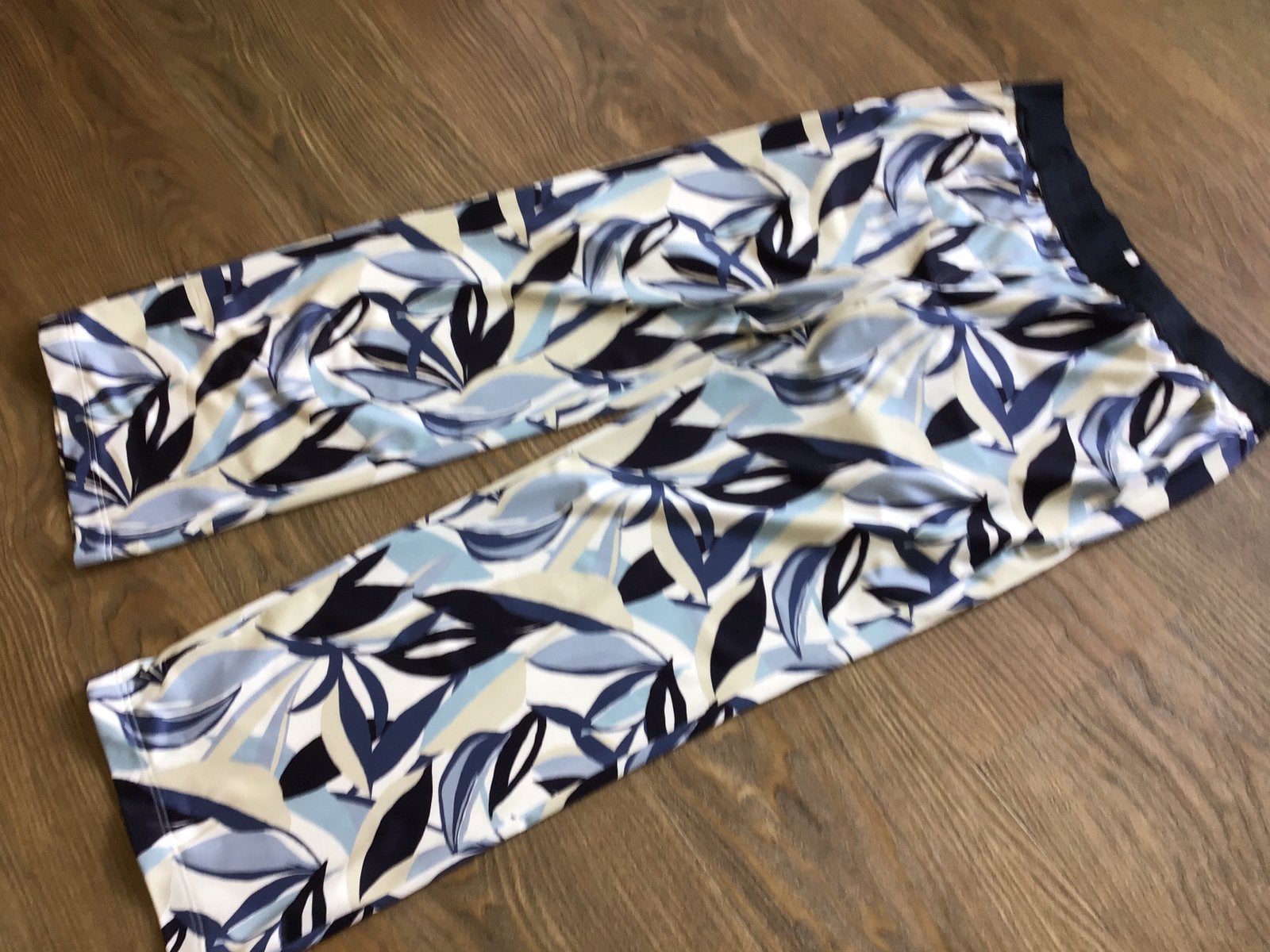 Leuke moderne broek van Brax., Kleding | Dames, Broeken en Pantalons, Ophalen of Verzenden, Nieuw, Maat 46/48 (XL) of groter, Lang
